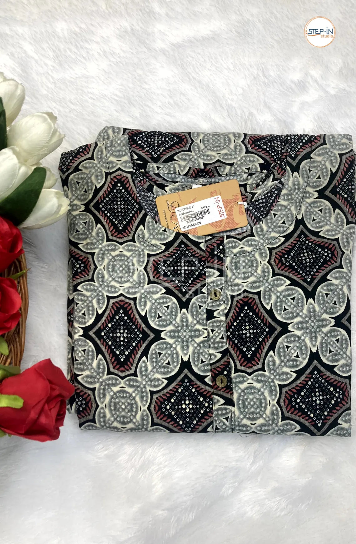 Floral Quatrefoil Printed Top - Brown & Ivory