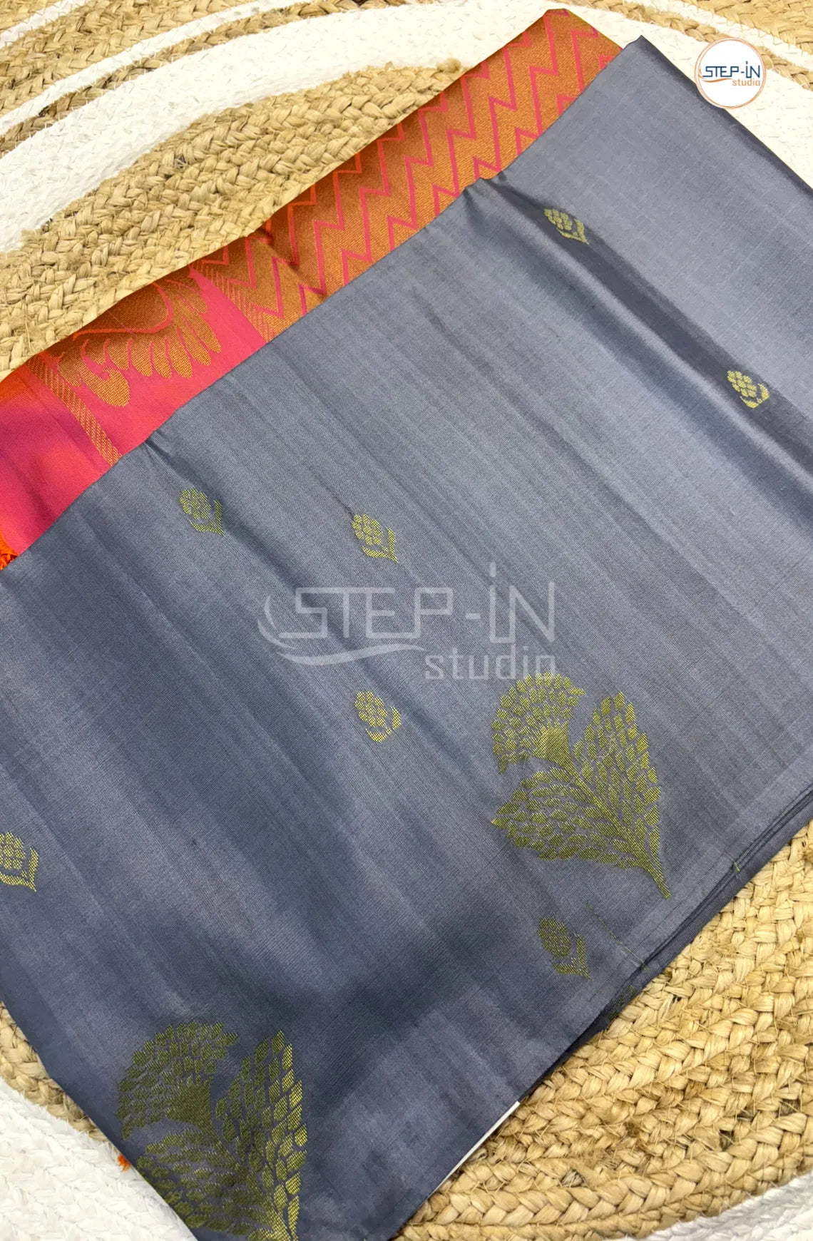 Grey & Rose Pink Floral Flower Design Soft Silk Saree With Contrast Blouse and Plain Border & Mango Design Pallu