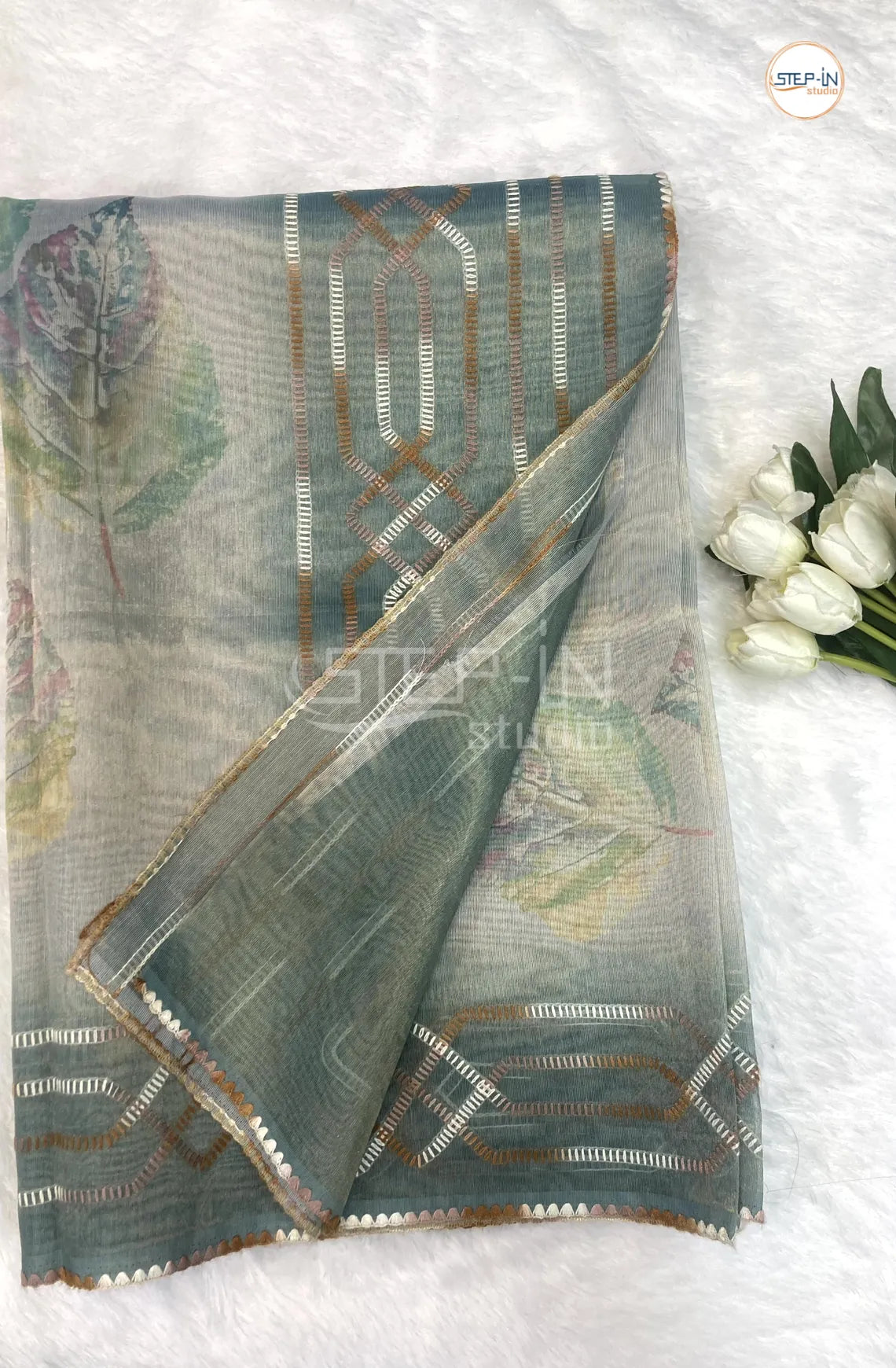 Light Green Leaf Print Tissu Saree With Hand Embroiderd Pallu and Border & Contrast Blouse