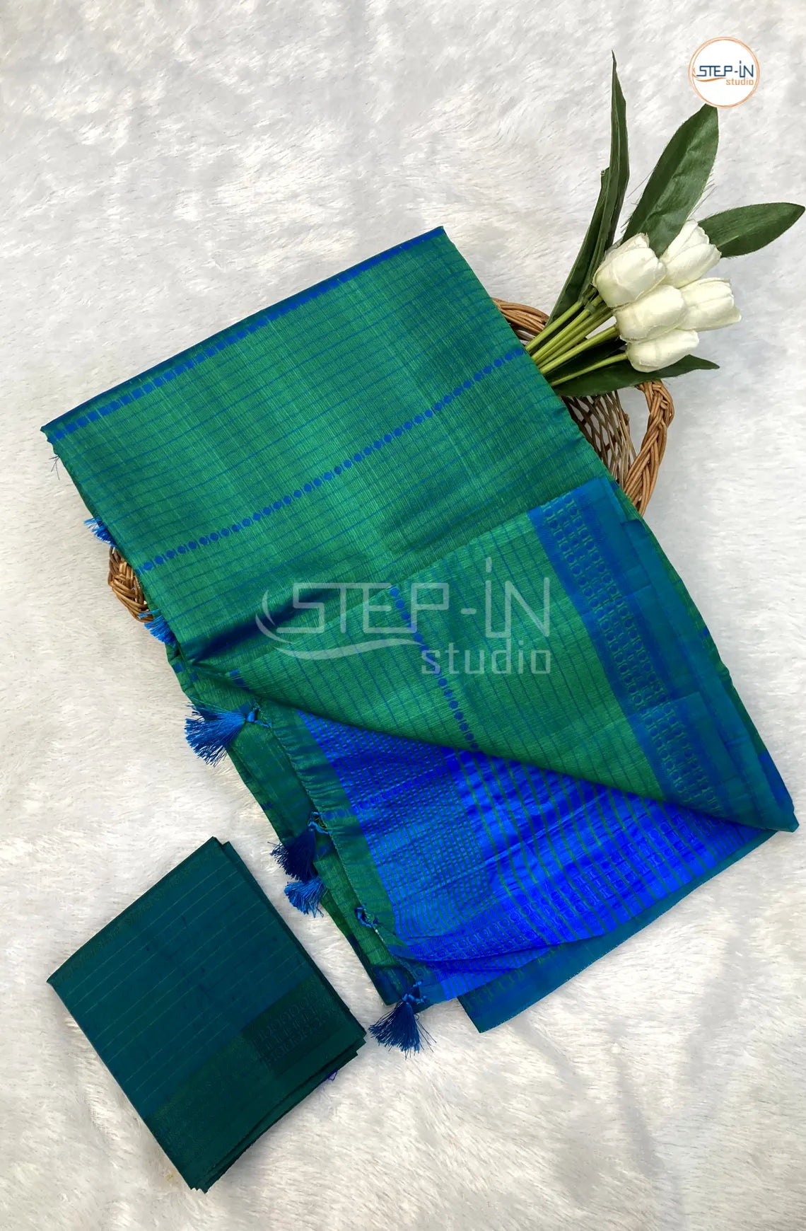 Light Weight Uppada Silk Saree With Self Blouse & Pallu - Aqua Green