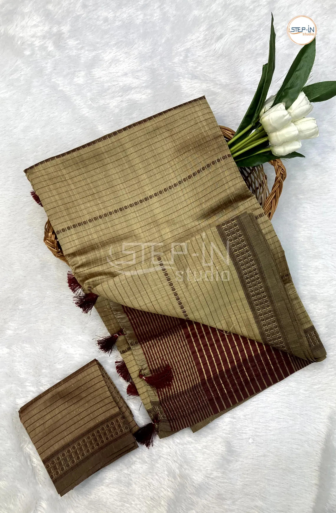 Light Weight Uppada Silk Saree With Self Blouse & Pallu - Beige