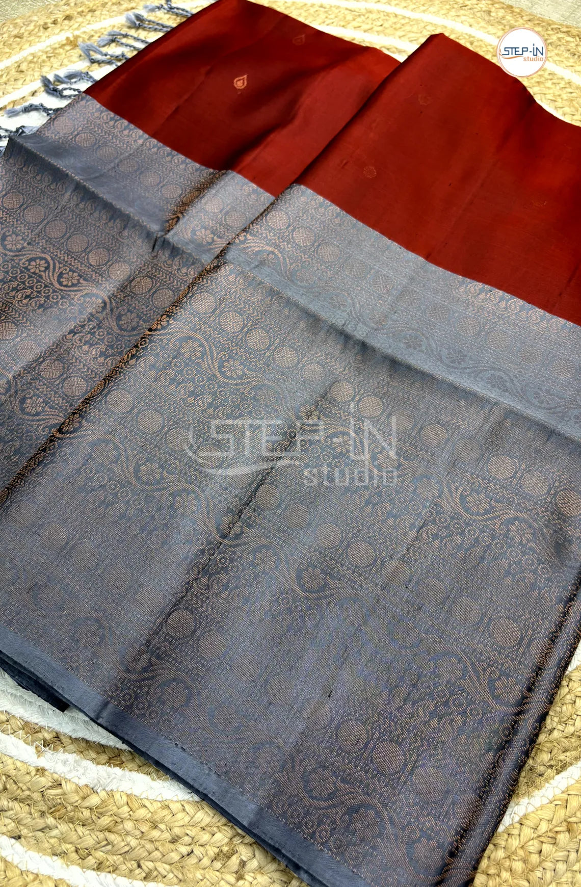 Maroon & Grey Floral Design Soft Silk Saree With Contrast Blouse and Intricate Zari Big Design Border & Design Pallu