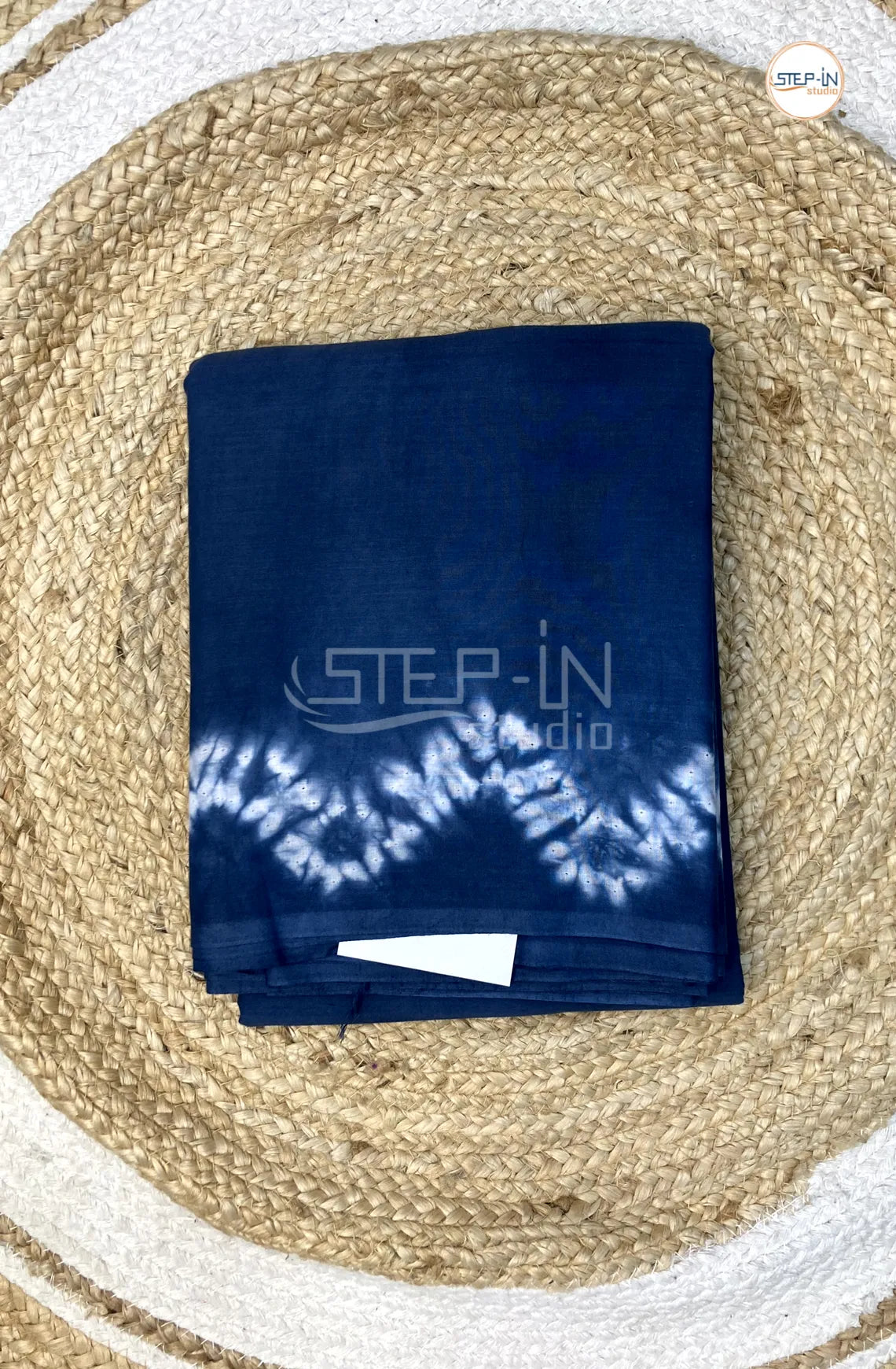 Mul Cotton Saree With Shibori Printed - Blue & White
