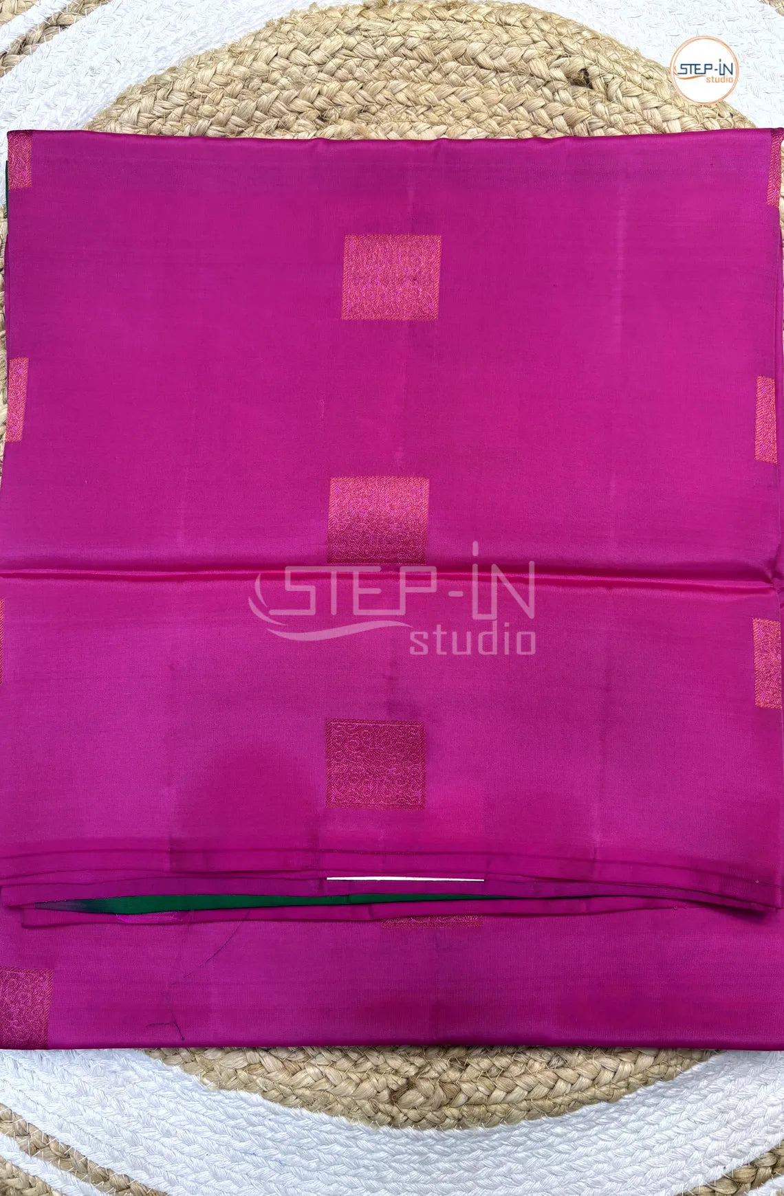 Pink & Green Floral Square Design Soft Silk Saree With Contrast Blouse and Plain Border & Argyle Design Pallu