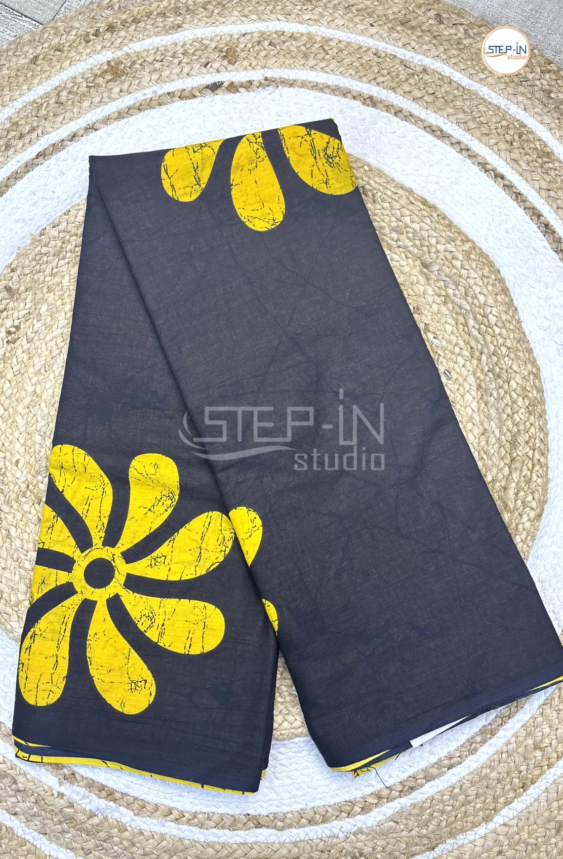 Pure Black & Yellow Color Soft Cotton Saree With Flower Print & Plan Border and Contrast Blous