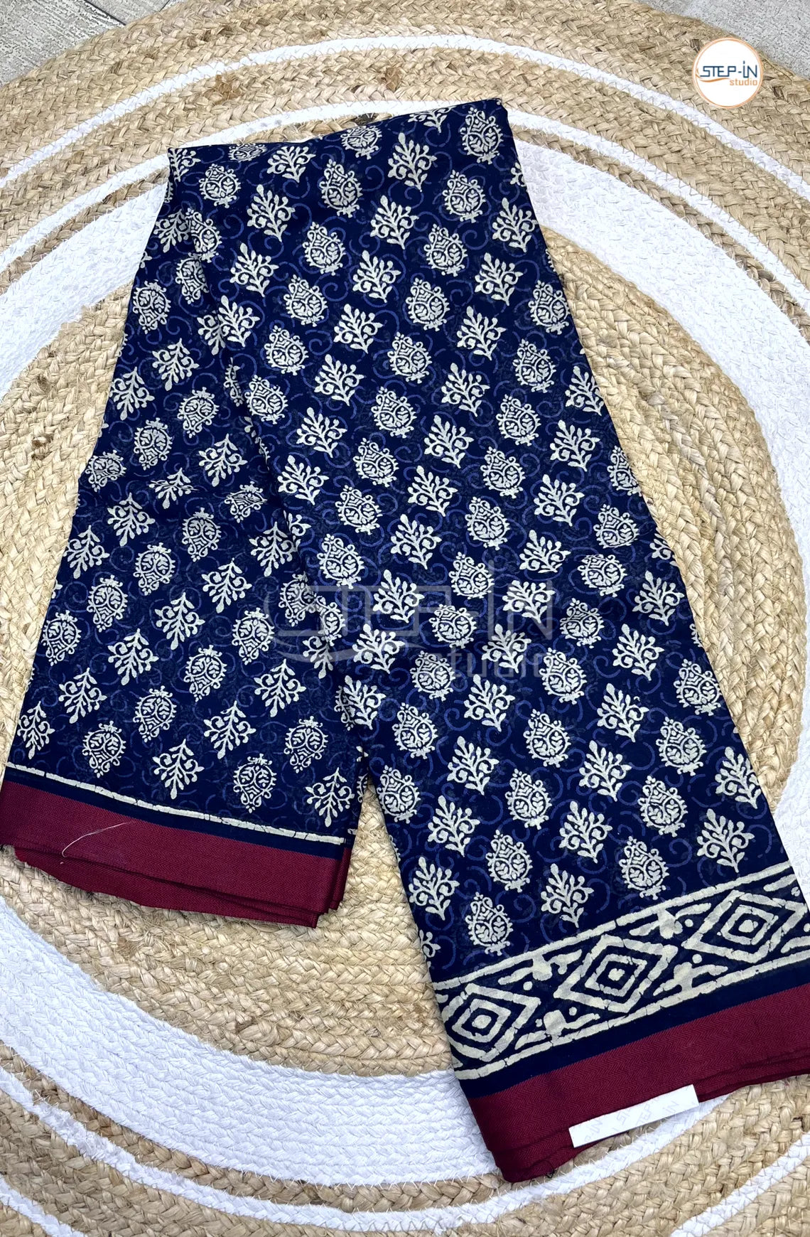 Pure Navy Blue Color Soft Cotton Saree With Retro Print & African Design Contrast Border and Self Blouse