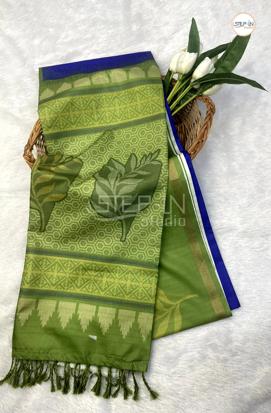 Semi Butter Silk Saree With Contrast Pallu & Border With Blouse - Blue & Green