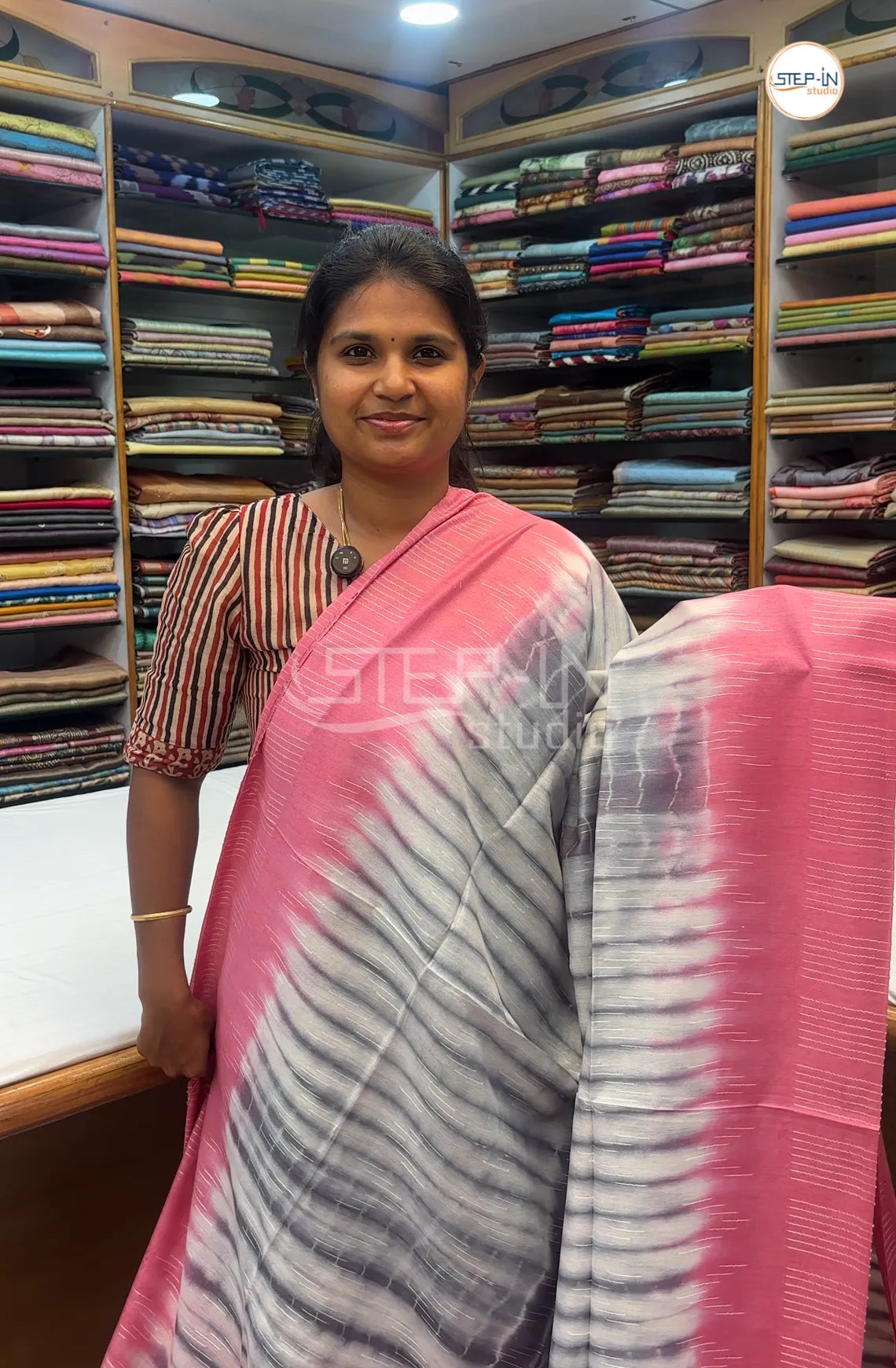 Shibori Printed Tusser Saree -Peach