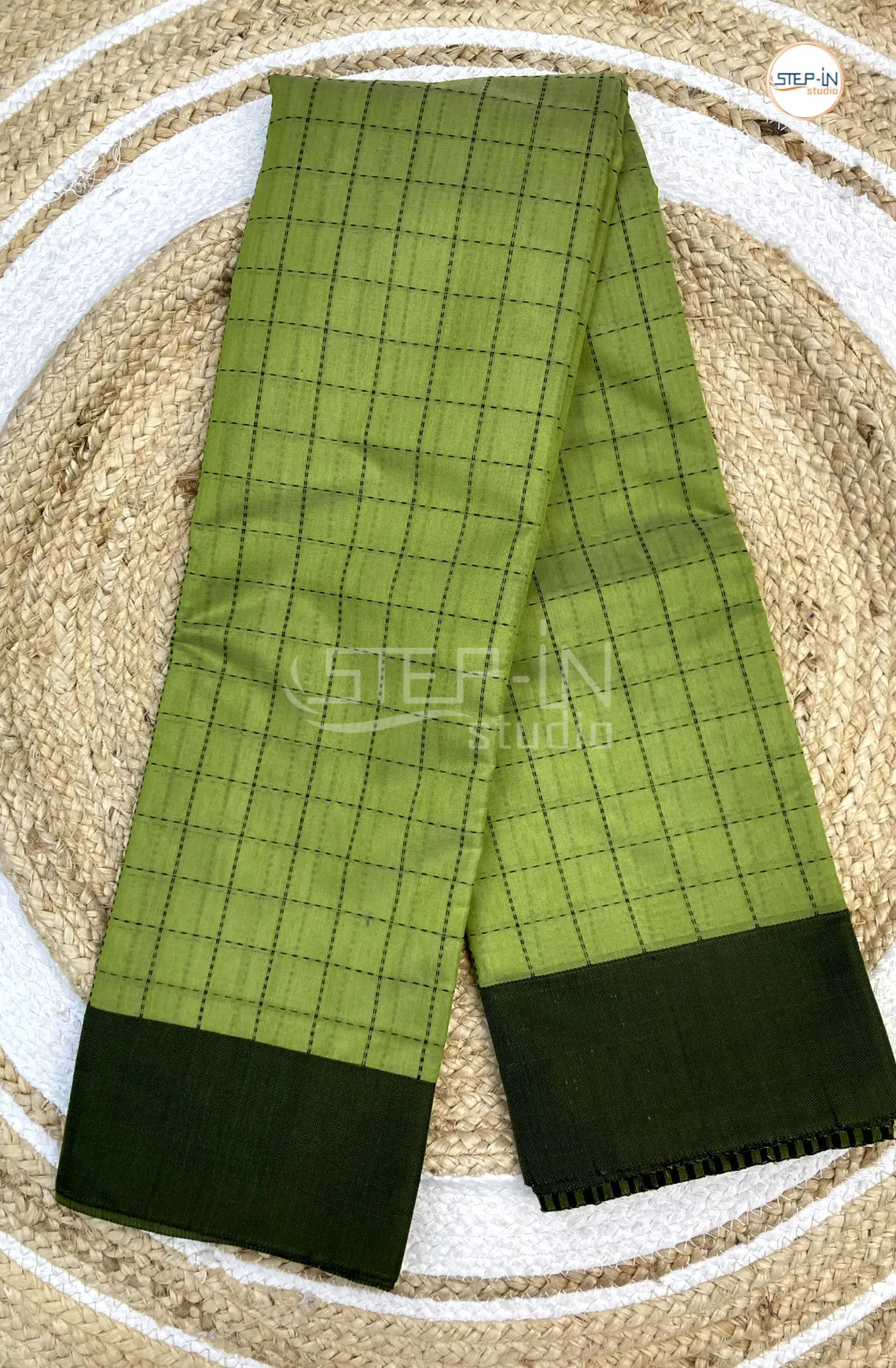 Silk Cotton Saree With Mini Checked Body - Lime Green with Green