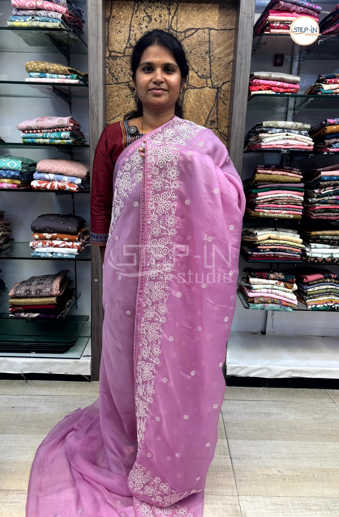 Shimmer Georgette Cut Work Saree With Embroidery Pallu & Blouse - Pink