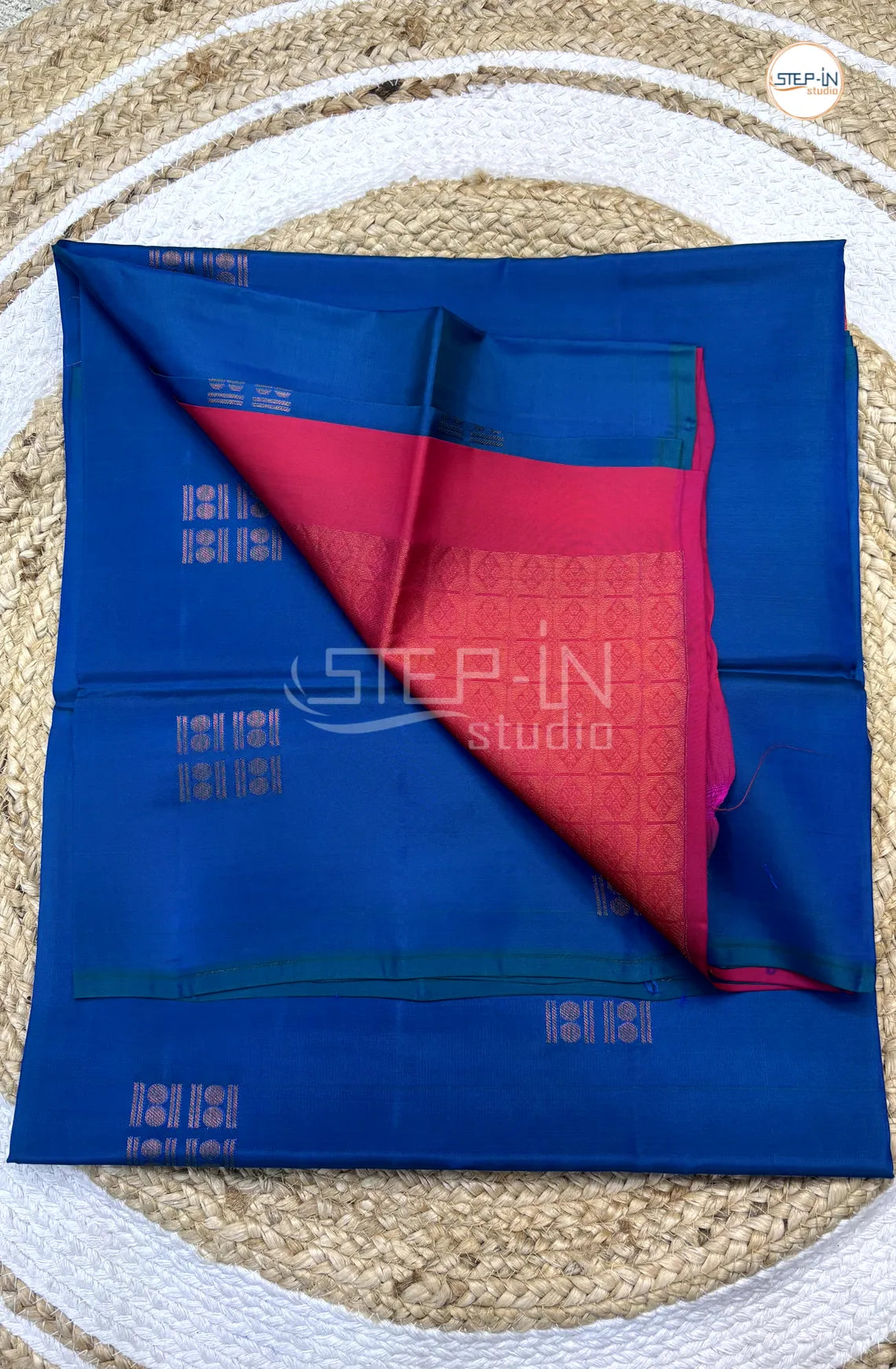 Blue & Pink Floral Square Design Soft Silk Saree With Contrast Blouse and Plain Border & Square Design Pallu