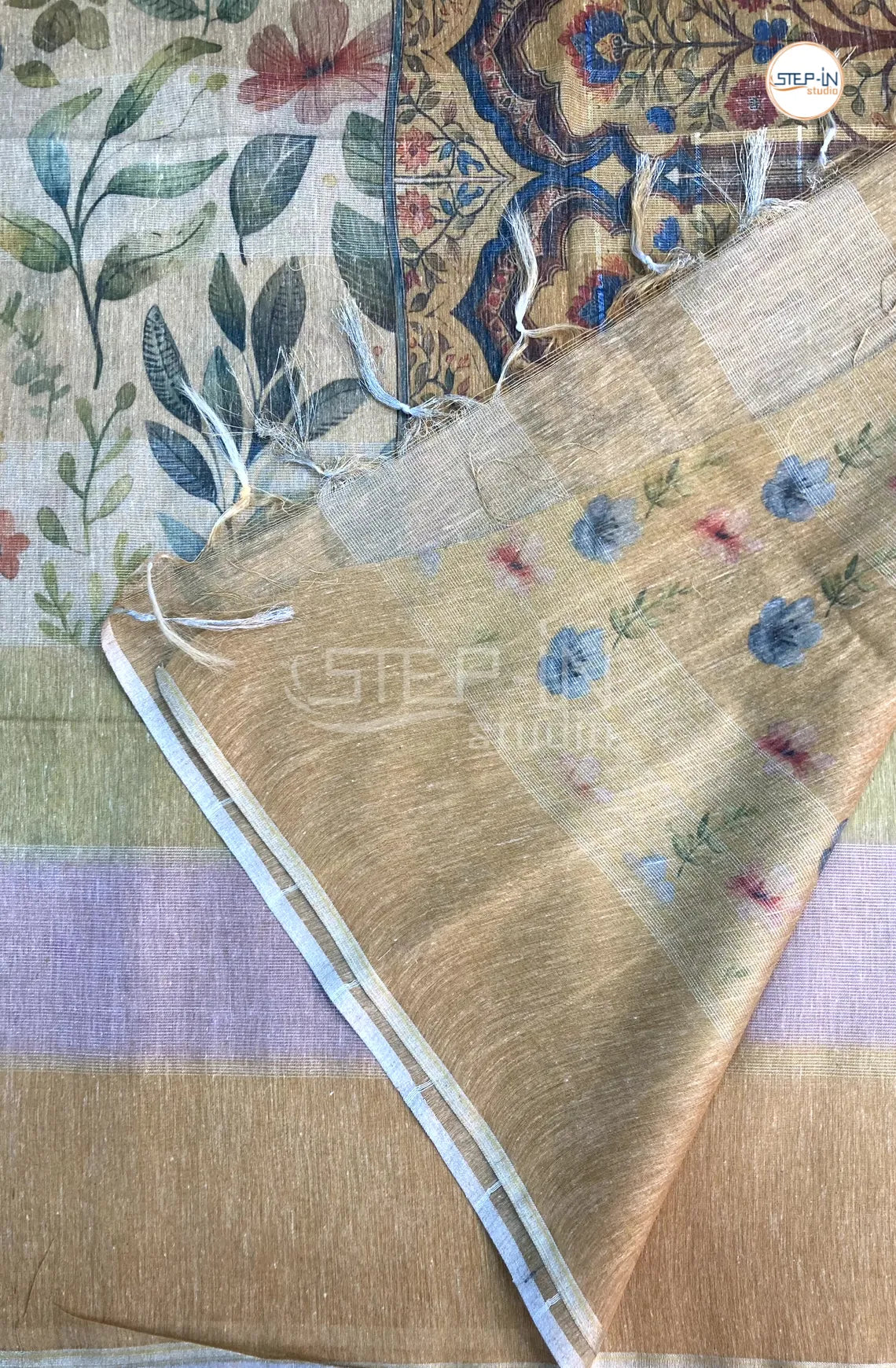 Baswada Linen Abstract Leaf Printed Saree - Lime Green