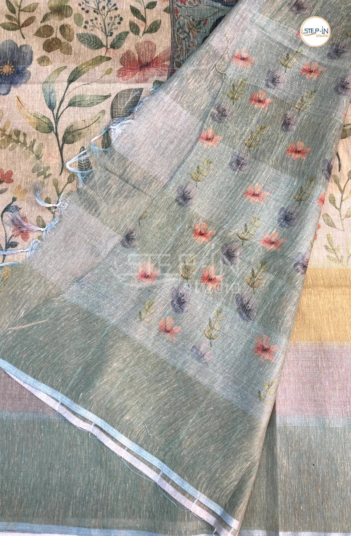 Baswada Linen Abstract Leaf Printed Saree - Mint Green
