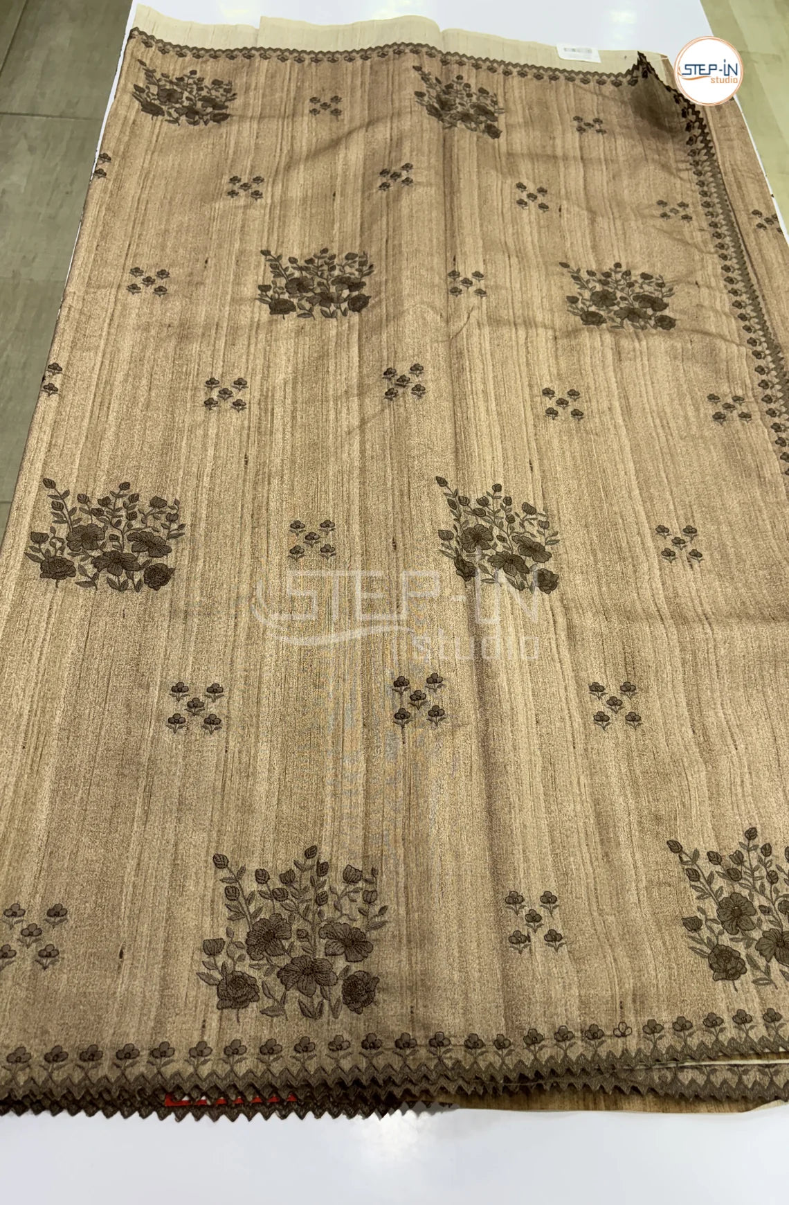 Blended Tussar Saree with Lacework Border - Brown