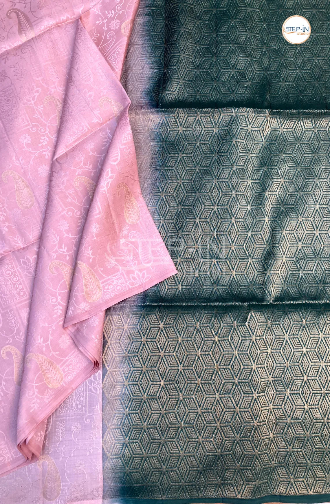 Floral Design Soft Silk Saree With Contrast Boluse and Pallu -Pale Pink & Green
