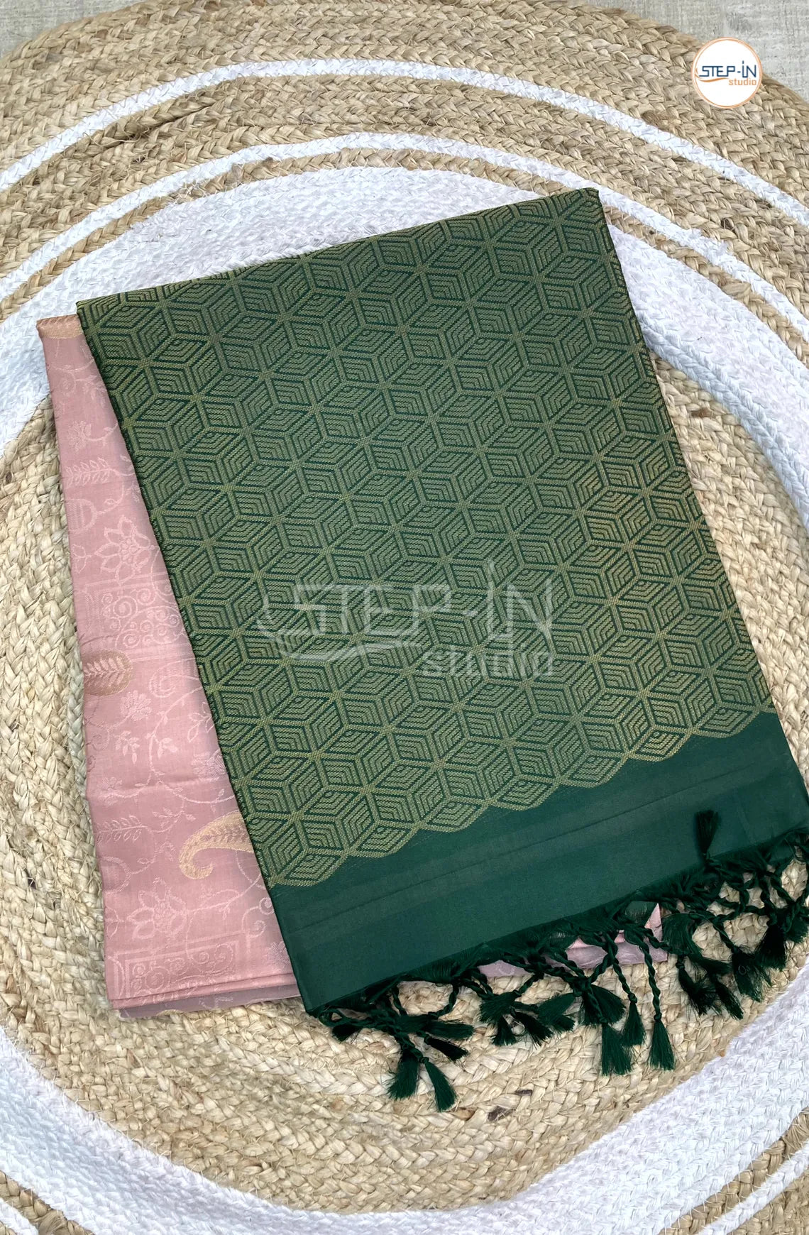 Floral Design Soft Silk Saree With Contrast Boluse and Pallu -Pale Pink & Green