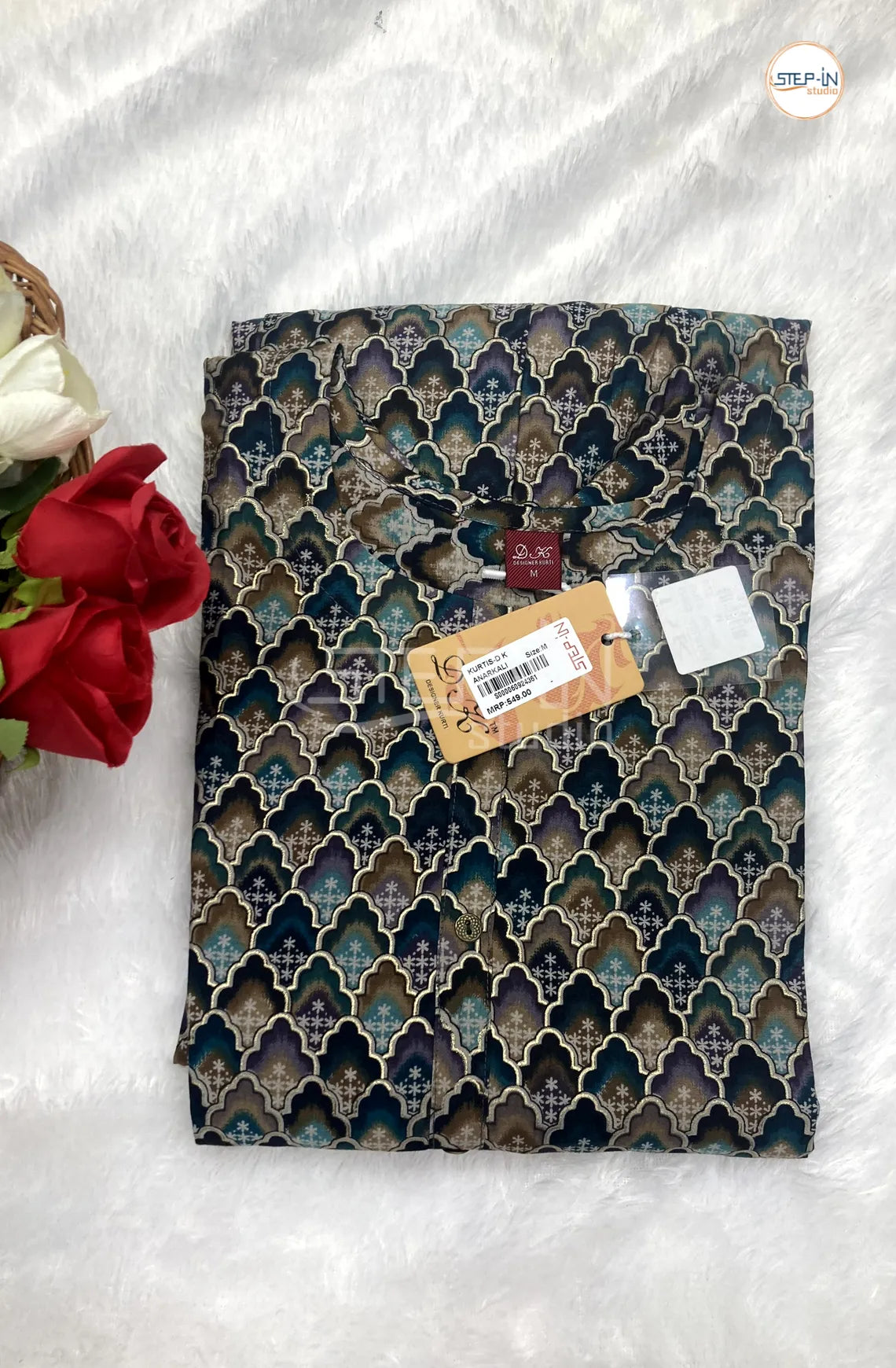 Floral Quatrefoil Printed Top -Dark Blue & Khaki