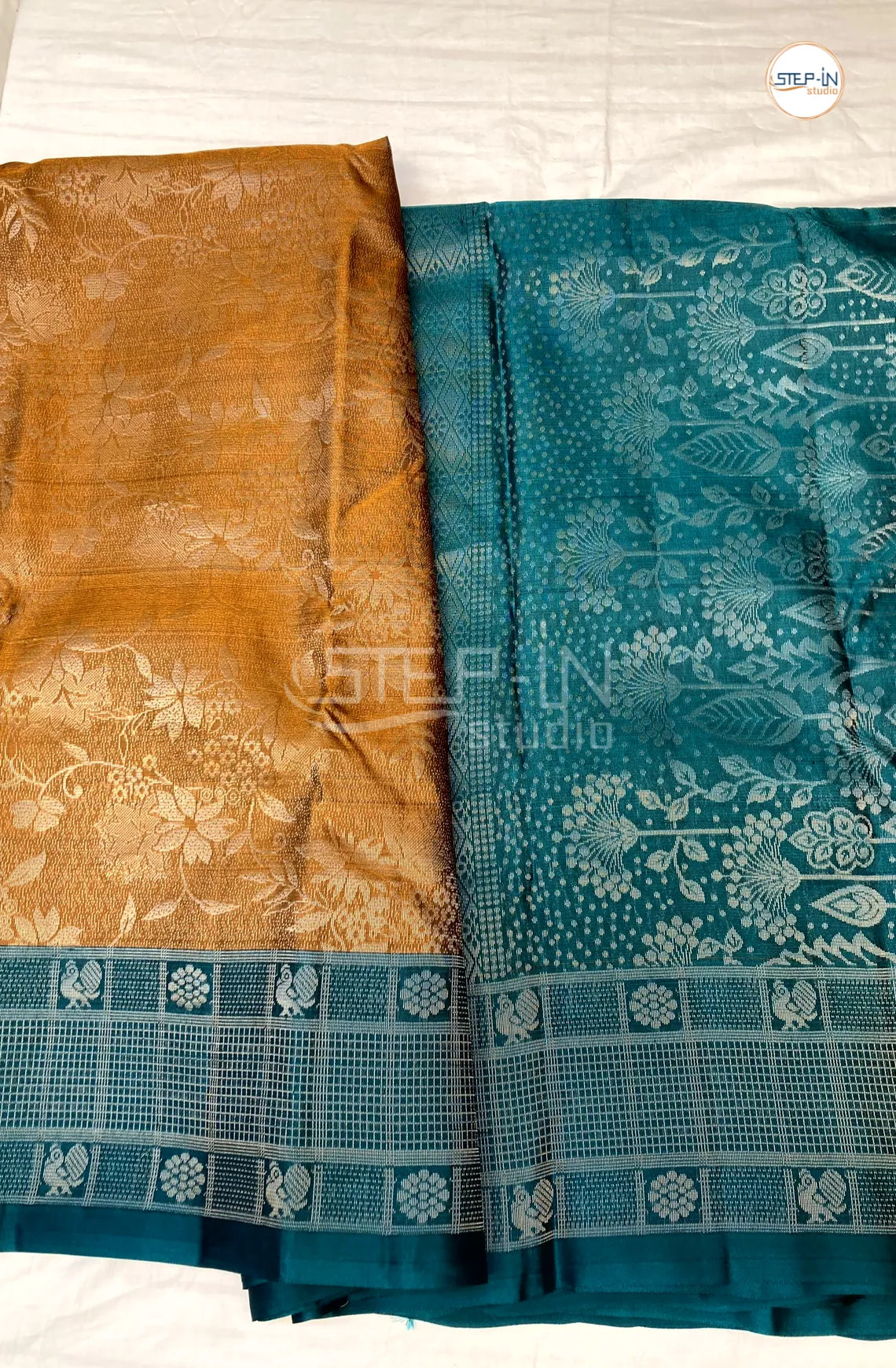 Flower Design Soft Silk Saree With Contrast Boluse and Pallu - Yellow & Teal Green