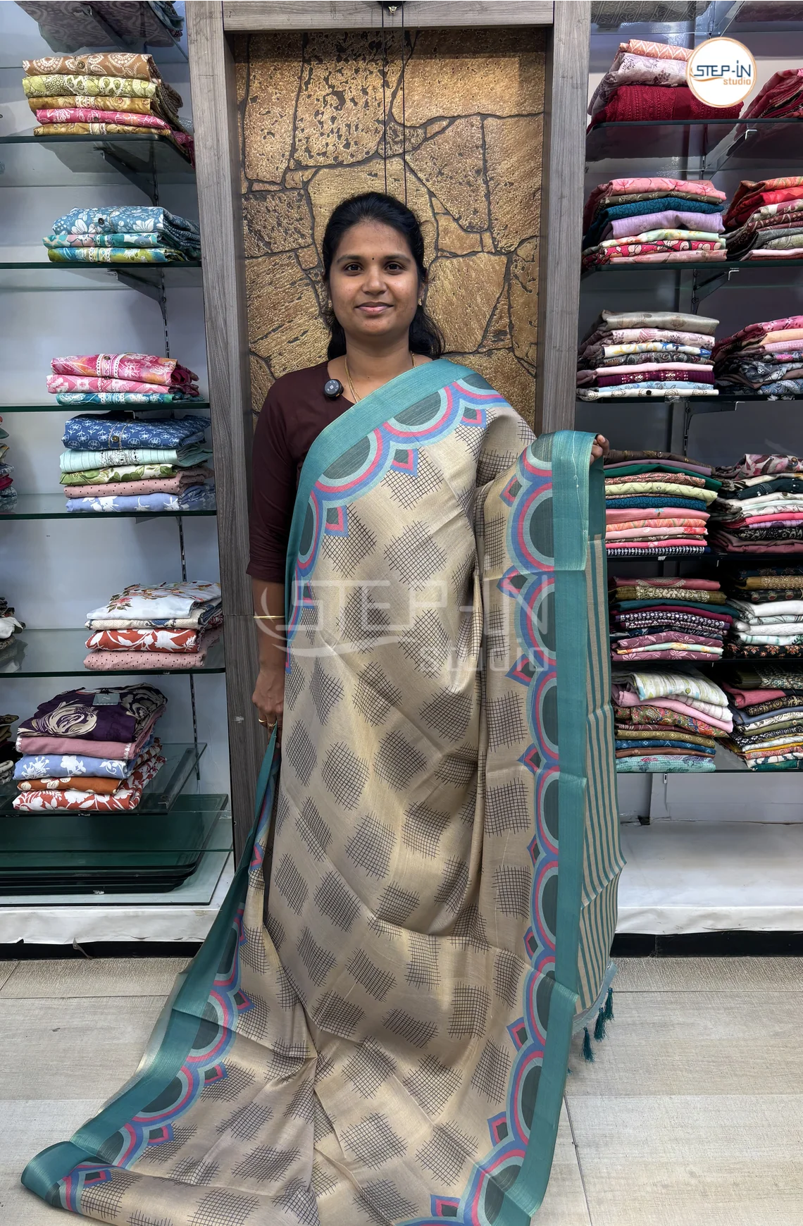 Geometric Printed Soft Linen Saree-Blue