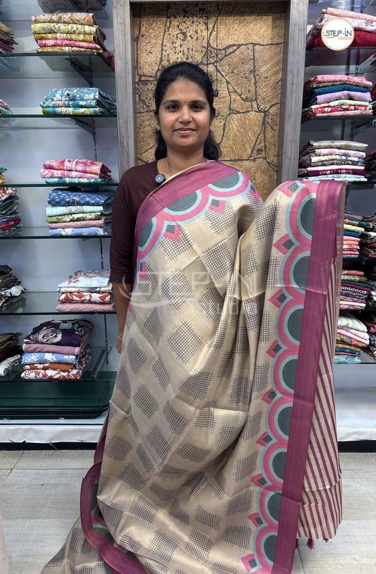 Geometric Printed Soft Linen Saree-Purple