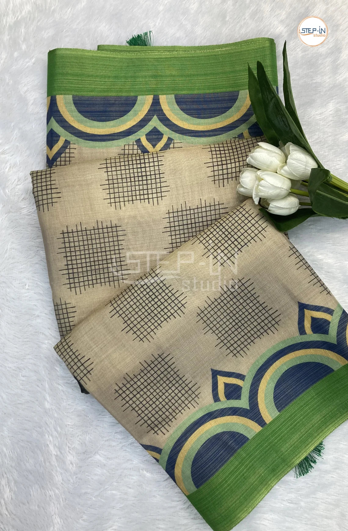 Geometric Printed Soft Linen Saree-GreenwithBlue