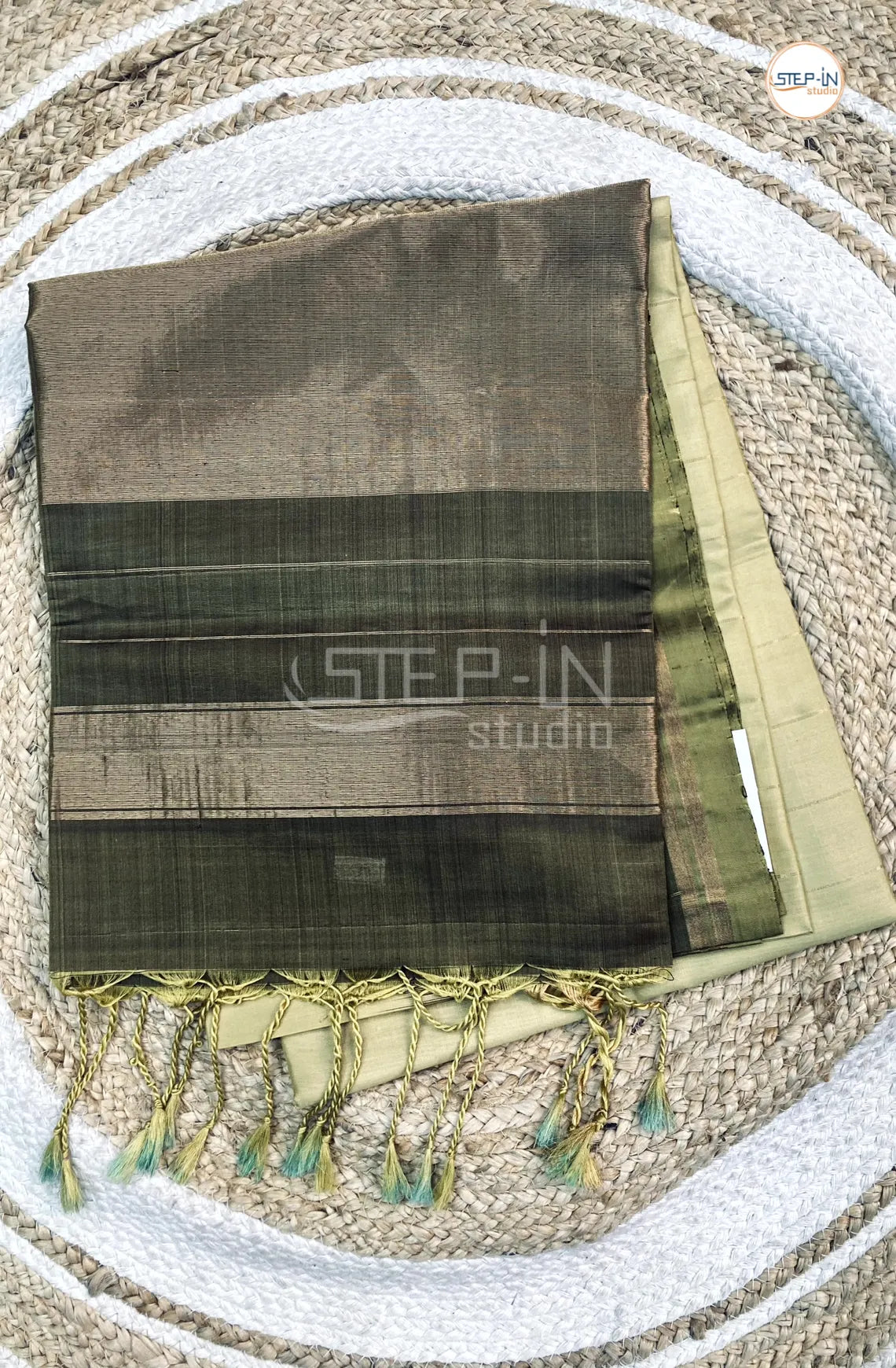 Zari Lines Design Soft Silk Saree With Contrast Boluse and Pallu- Pastel Green & Black