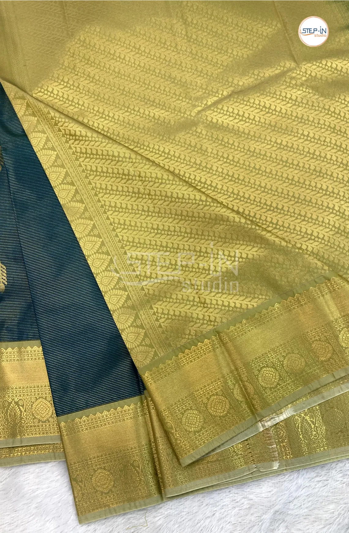 Green Semi Kanchi Silk Saree With Gold Contrast Zari Border