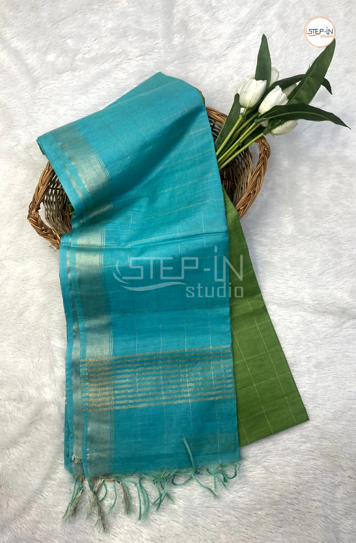 Katan Silk Saree With Contrast Pallu & Border With Blouse - Green & Teal Blue