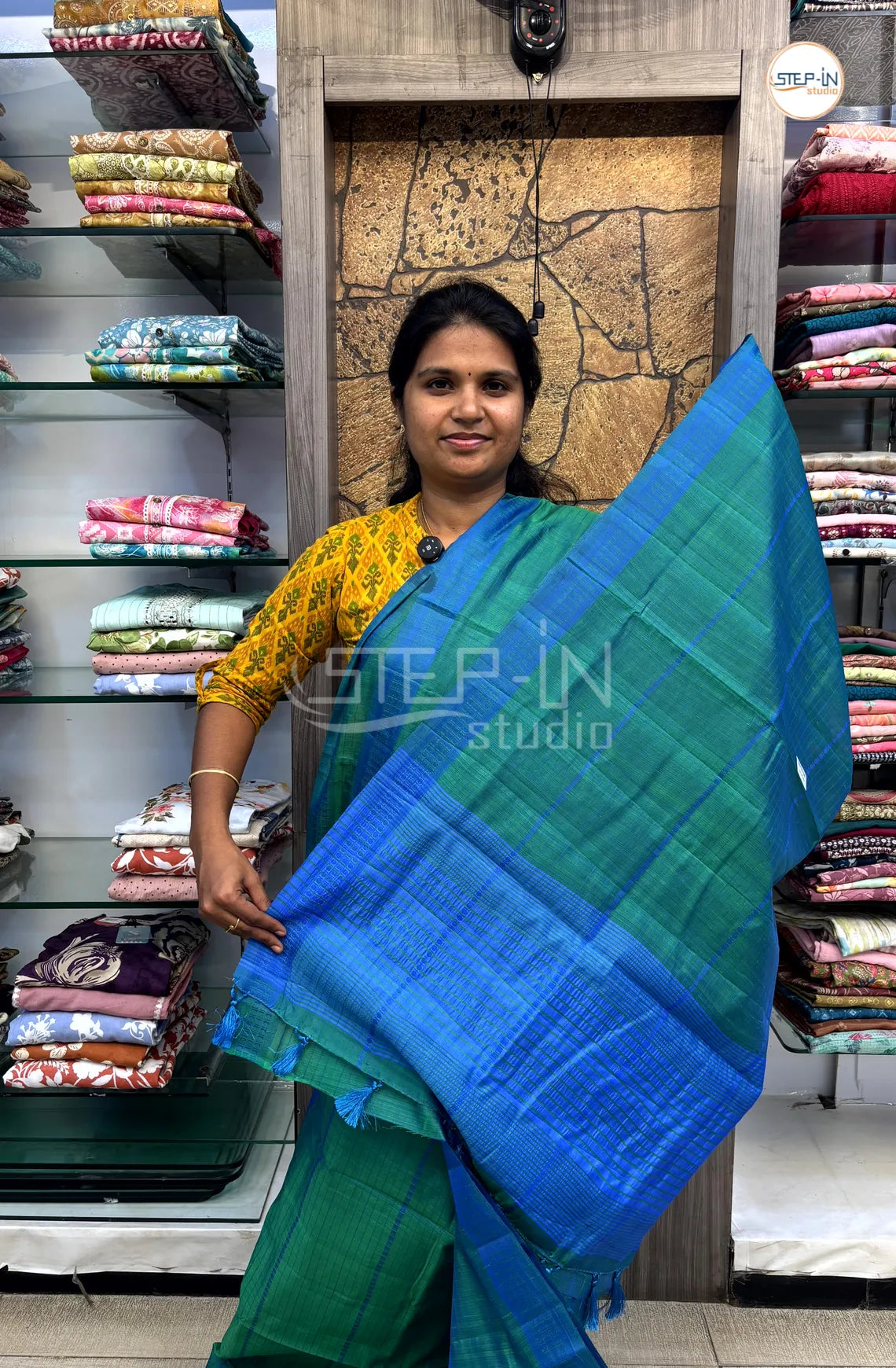 Light Weight  Uppada Silk Saree With Self Blouse & Pallu - Aqua Green
