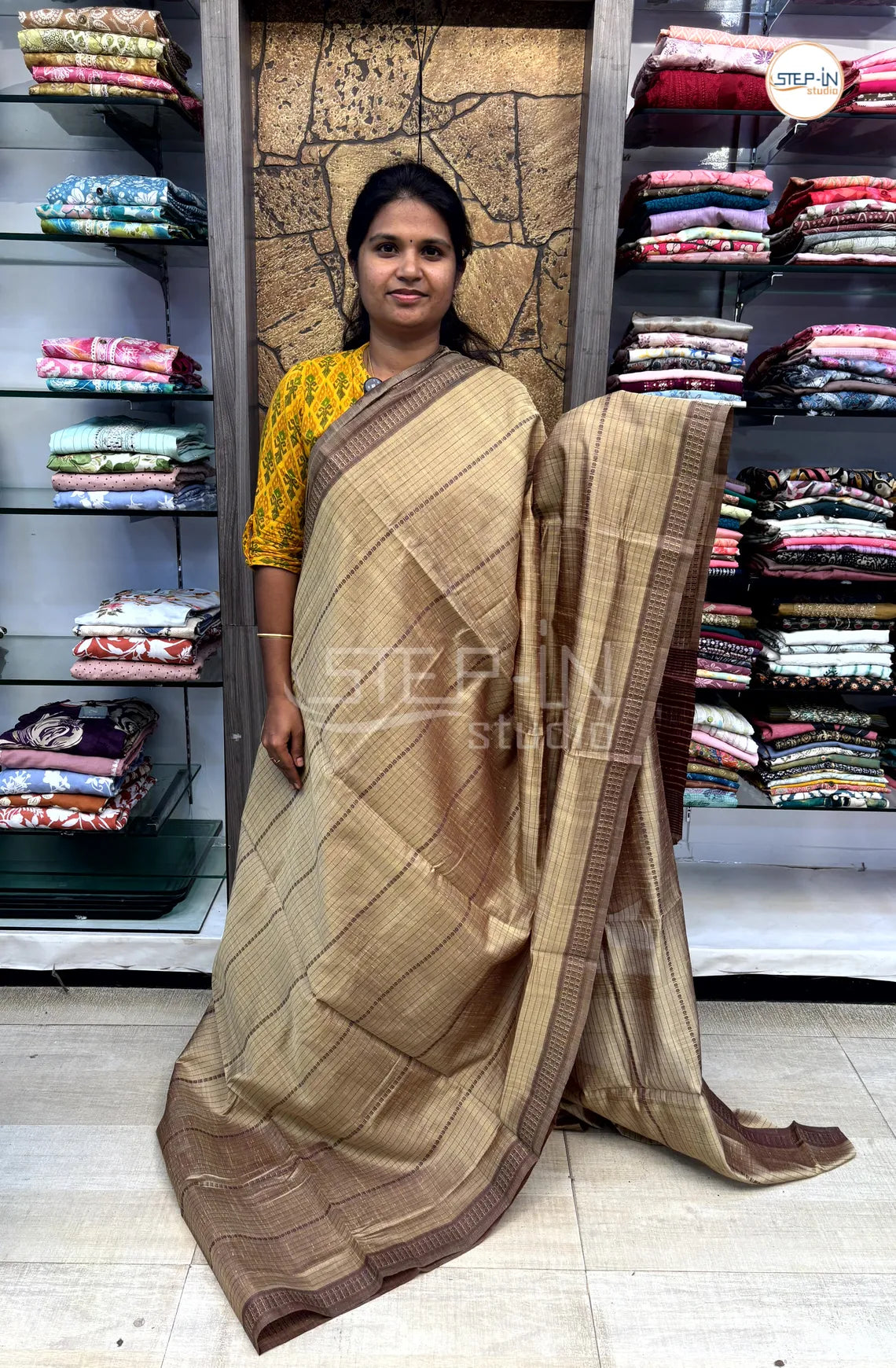 Light Weight  Uppada Silk Saree With Self Blouse & Pallu - Beige