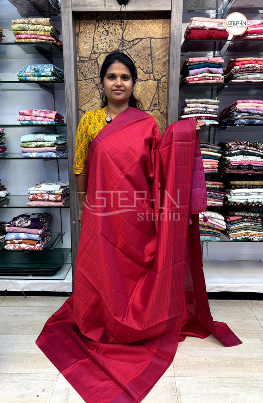 Light Weight  Uppada Silk Saree With Self Blouse & Pallu - Dark Pink