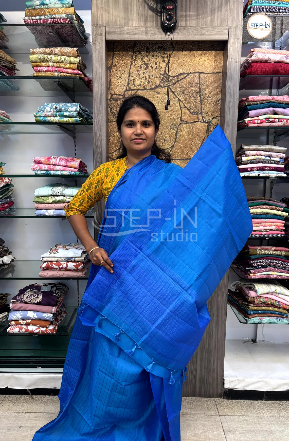 Light Weight  Uppada Silk Saree With Self Blouse & Pallu - Dark Sea Blue