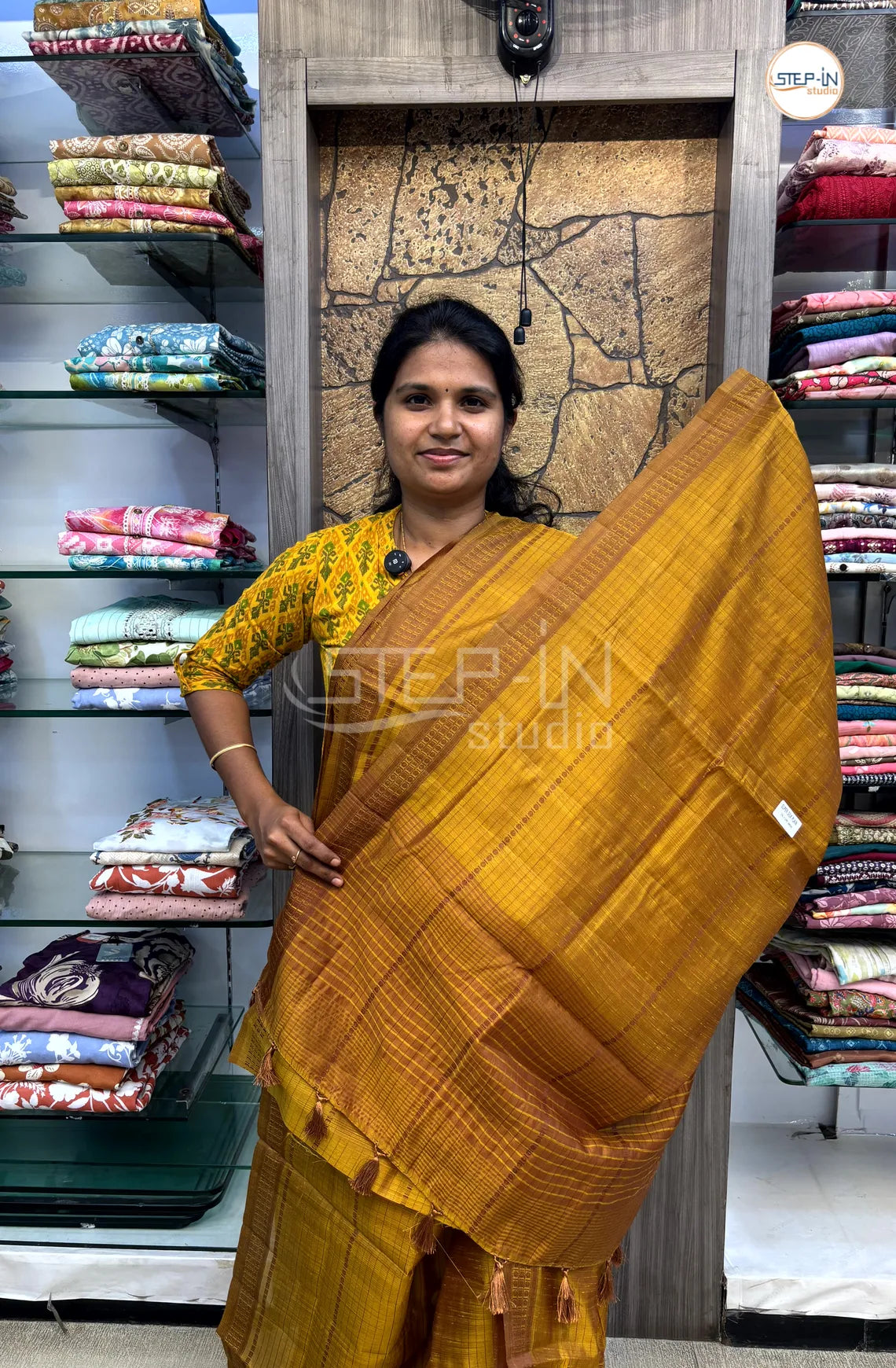 Light Weight  Uppada Silk Saree With Self Blouse & Pallu - Gold Yellow