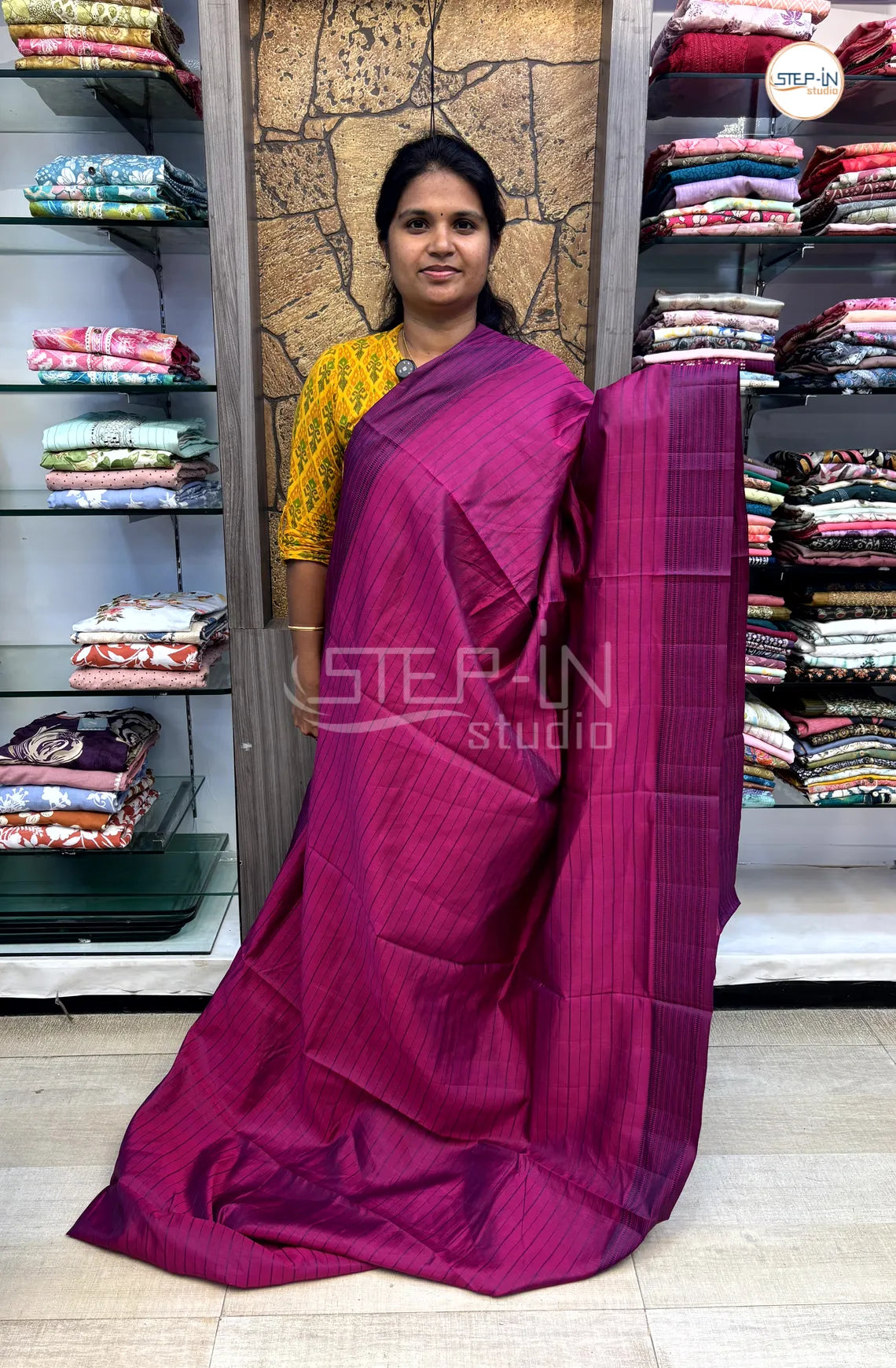 Light Weight  Uppada Silk Saree With Self Blouse & Pallu - Magenta Pink