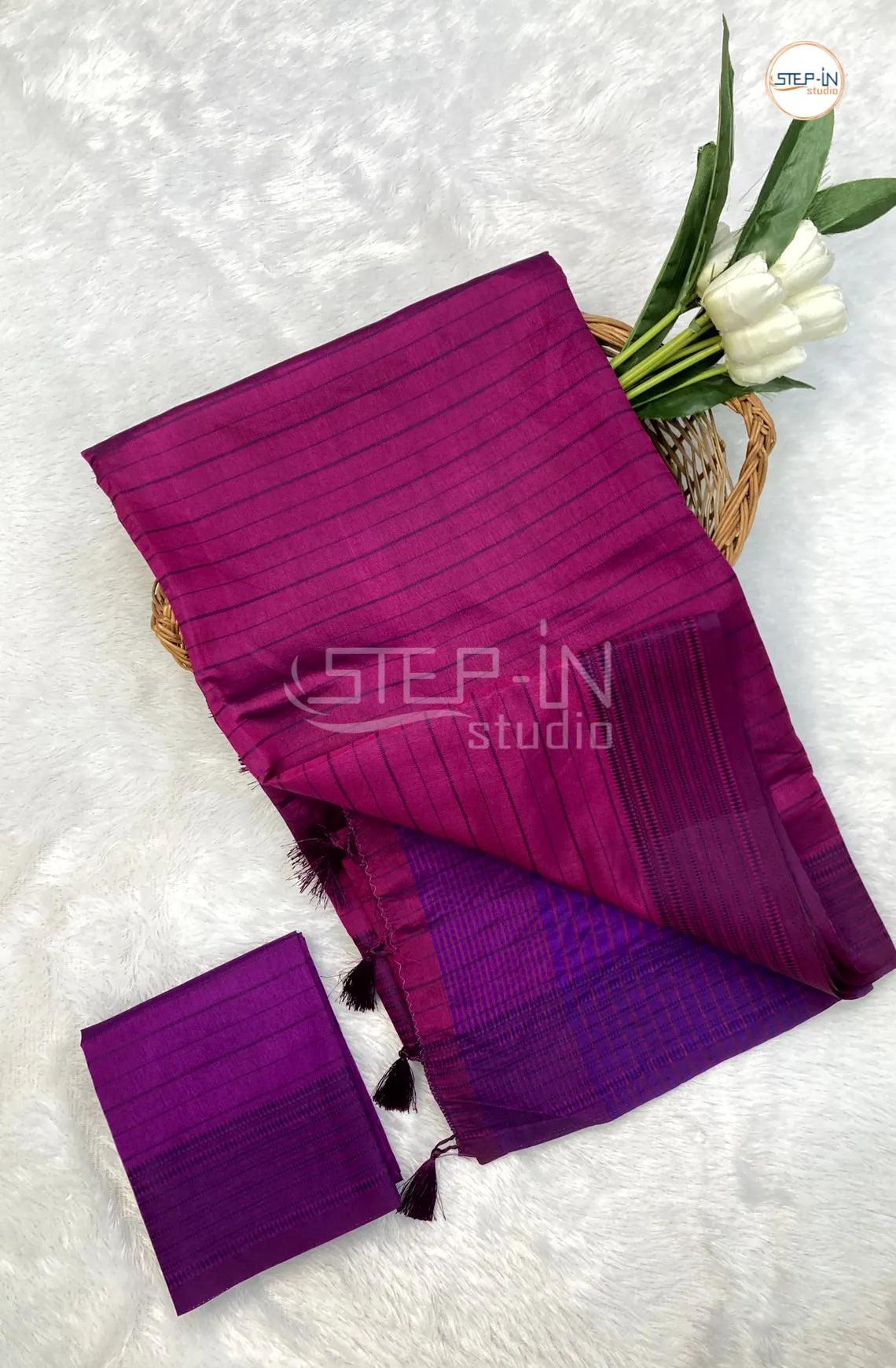 Light Weight  Uppada Silk Saree With Self Blouse & Pallu - Magenta Pink
