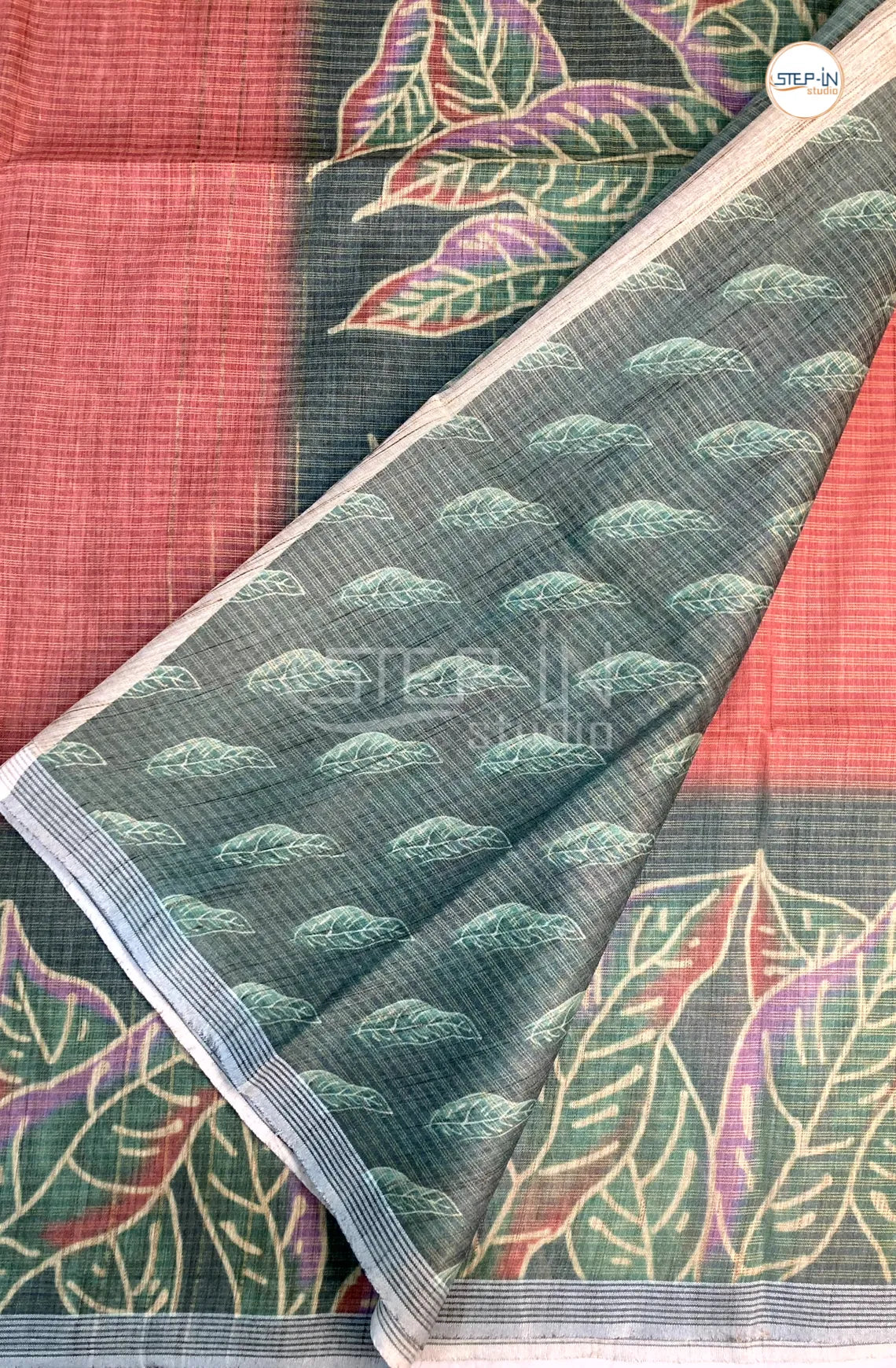 Linen Cotton With Floral Printed Saree- Red & Green