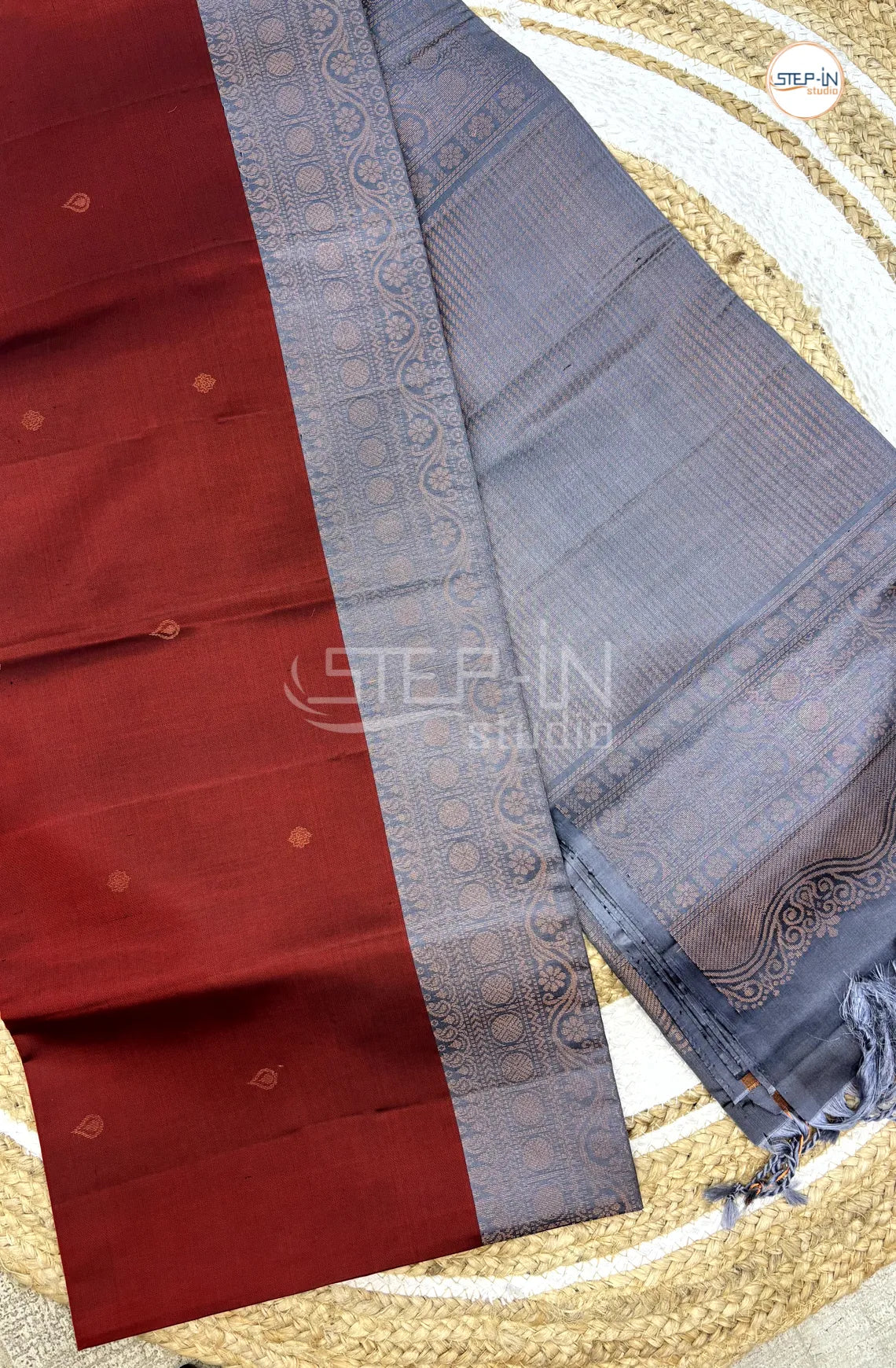 Maroon & Grey Floral Design Soft Silk Saree With Contrast Blouse and Intricate Zari Big Design Border & Design Pallu