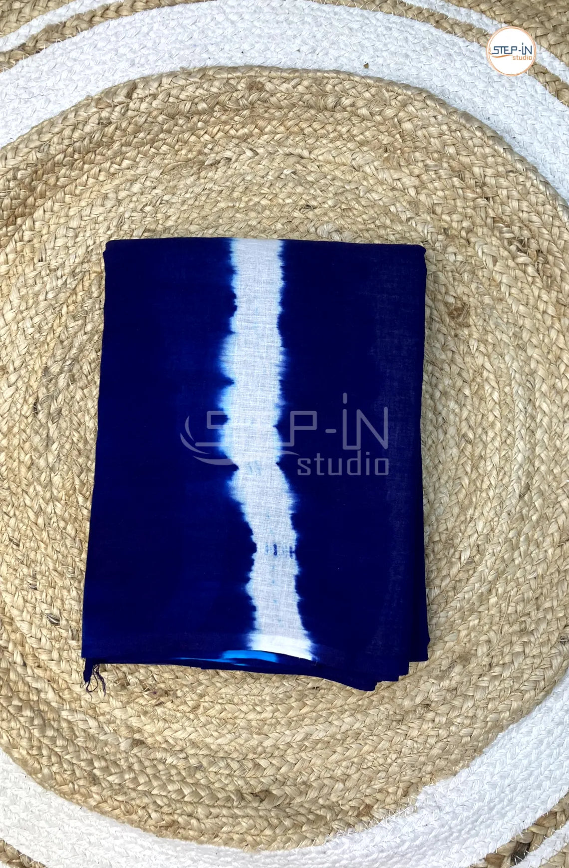 Mul Cotton Saree With Batik Printed - Navy Blue