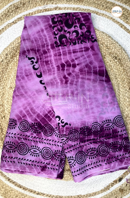 Mul Cotton Saree With Batik Printed -Purple & Pink