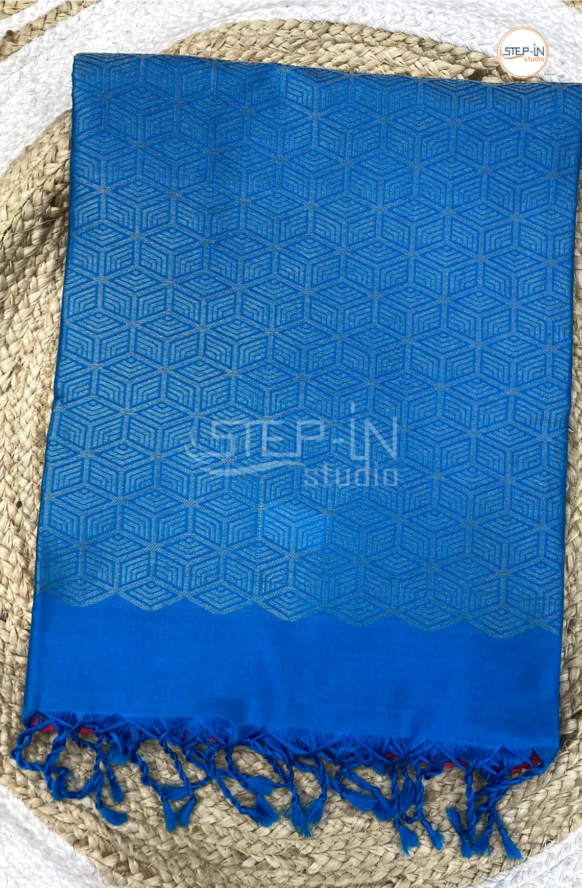 Pink Gold Zari Mango Design Soft Silk Saree With Contrast Boluse and Pallu