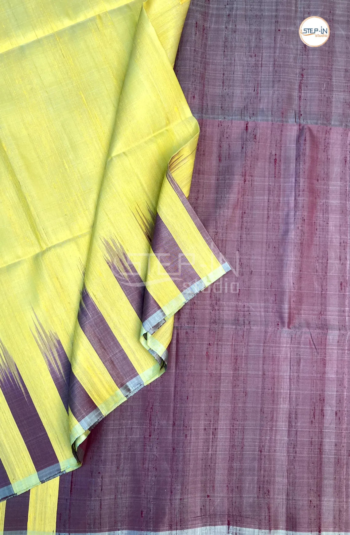 Plain Raw Soft Silk Saree With Contrast Boluse and Pallu - Lime Yellow & Maroon
