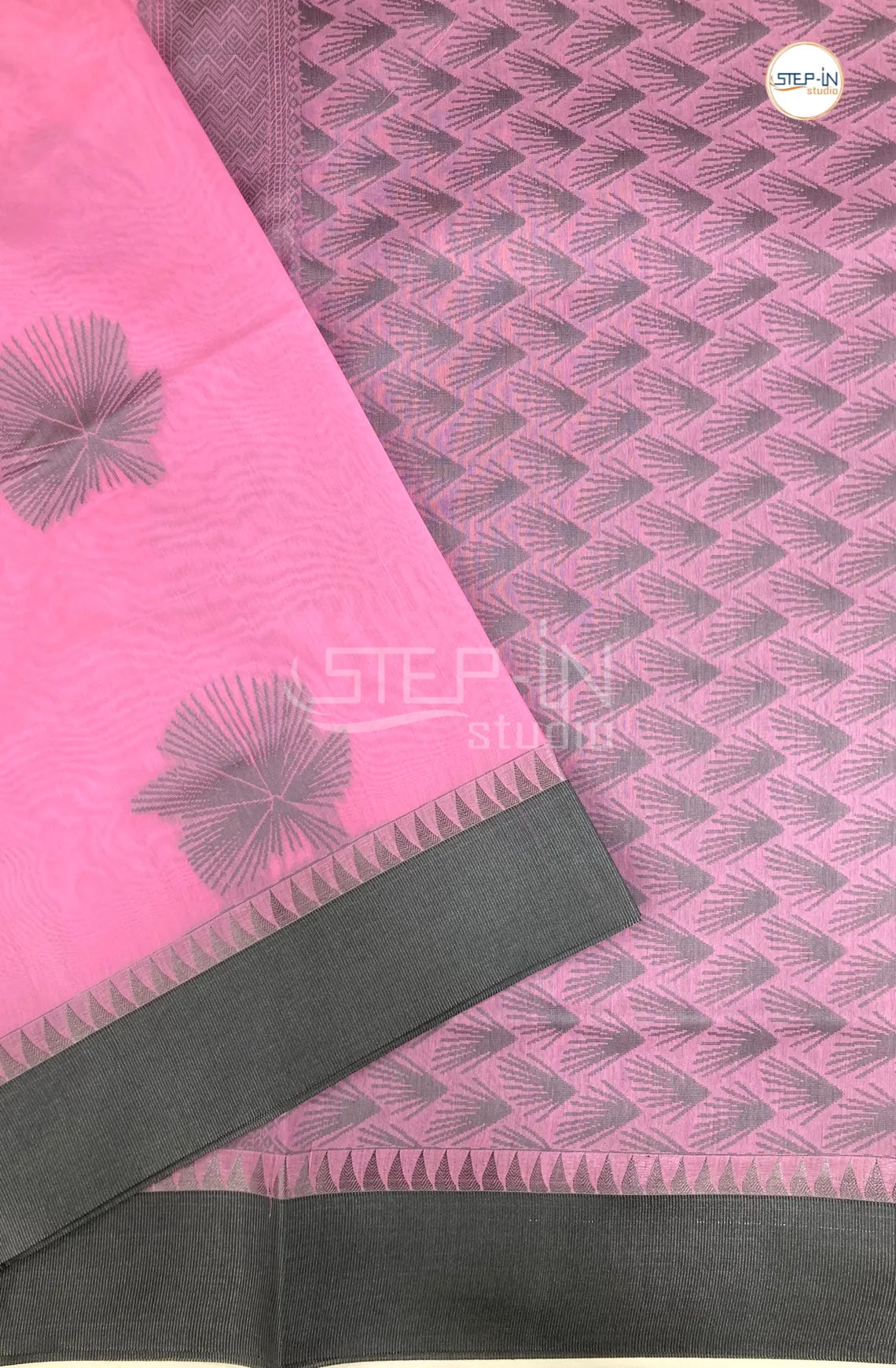 Pure Silk Cotton Saree With Elegant Silver Border - Pink & Grey