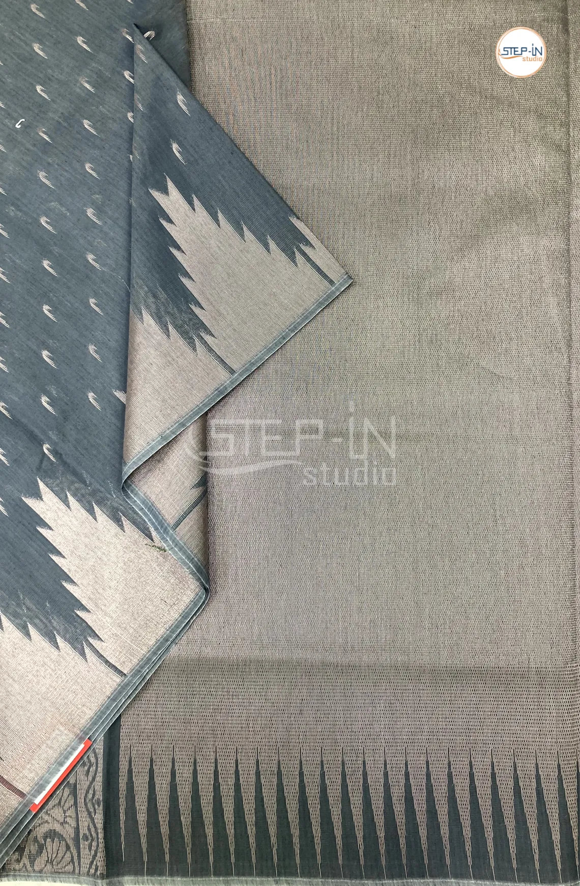 Pure Silk Cotton Saree With Elegant Temple Border - Grey