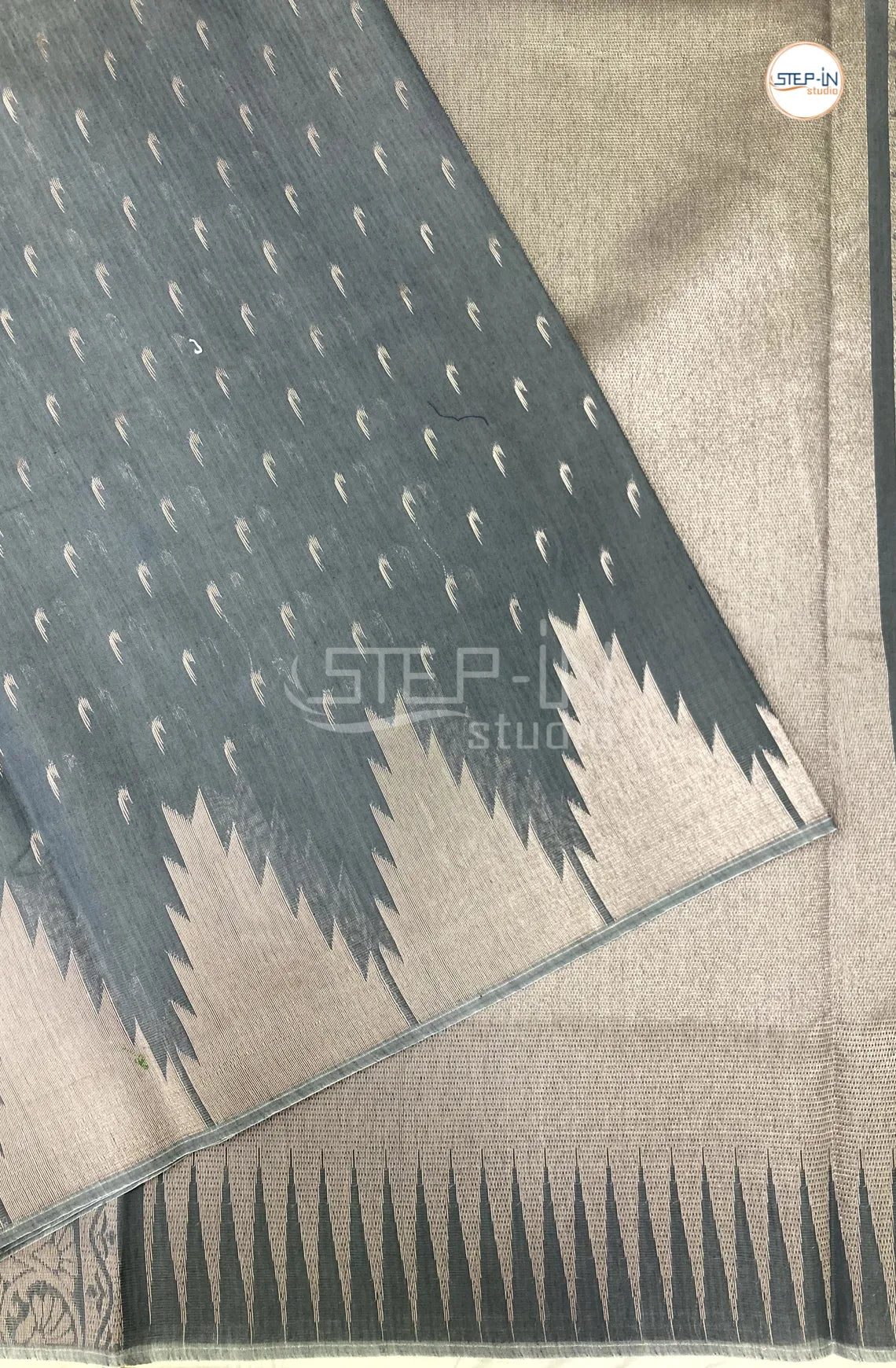 Pure Silk Cotton Saree With Elegant Temple Border - Grey