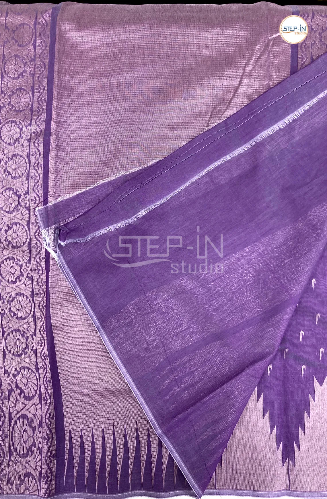 Pure Silk Cotton Saree With Elegant Temple Border - Lavender