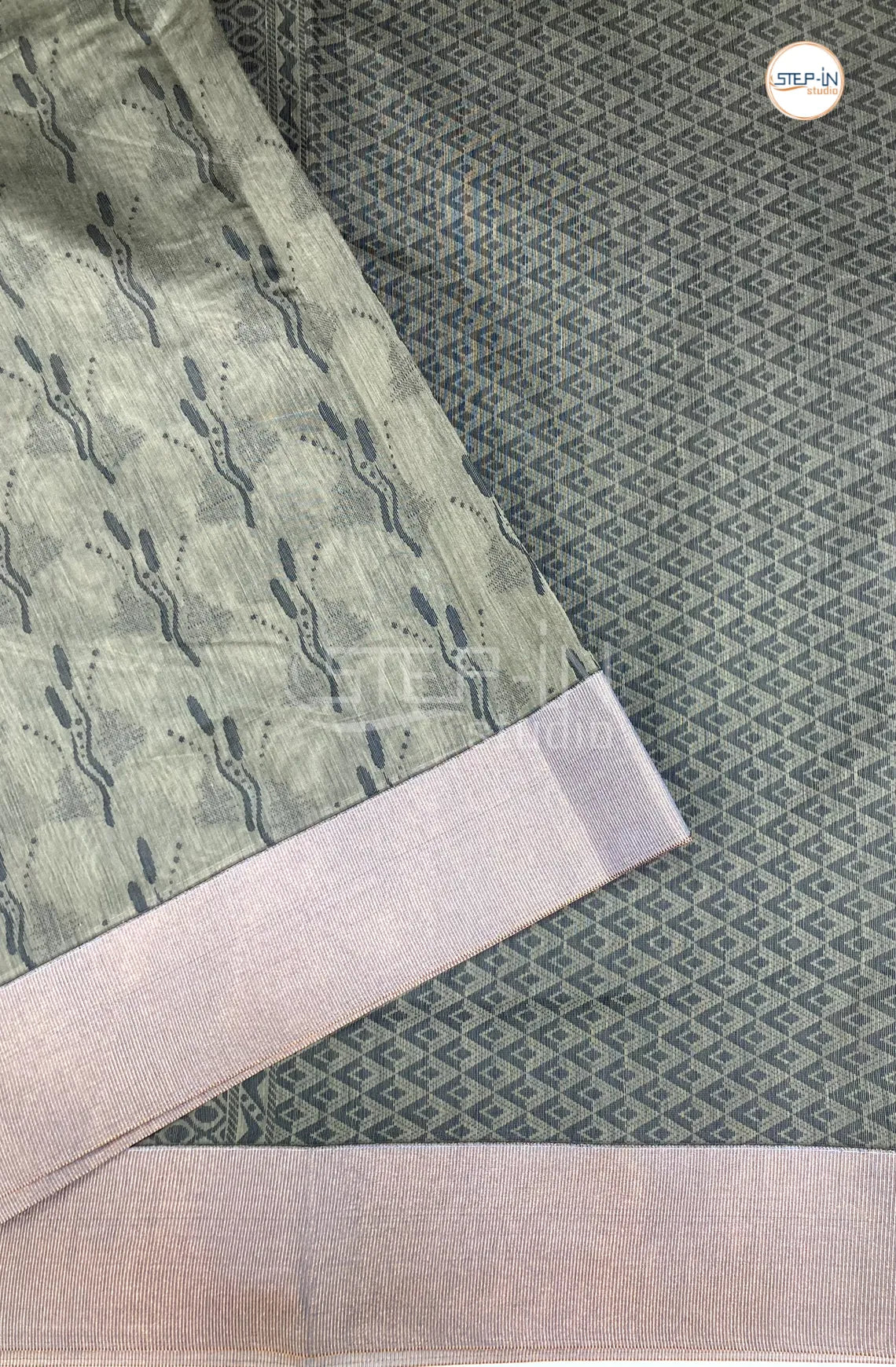 Pure Silk Cotton Saree With Floral Design Body -Green Grey