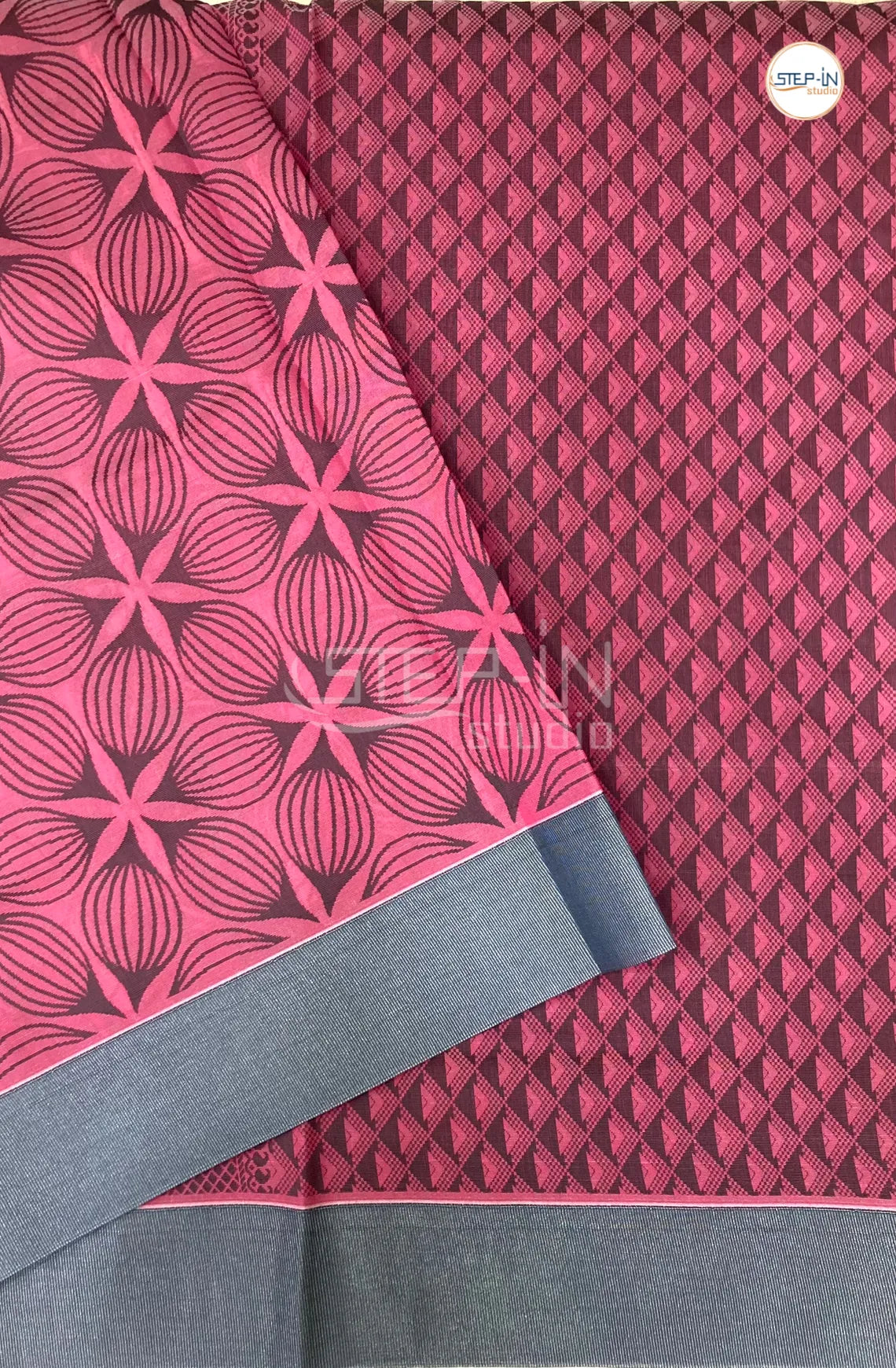 Pure Silk Cotton Saree With Leaf Motif Design Body - Pink & Grey