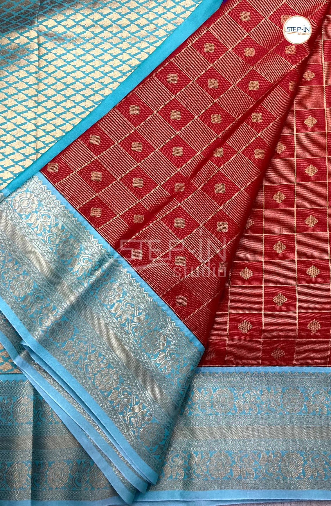 Red Semi Kanchi Silk Saree With Teal Contrast Zari Border