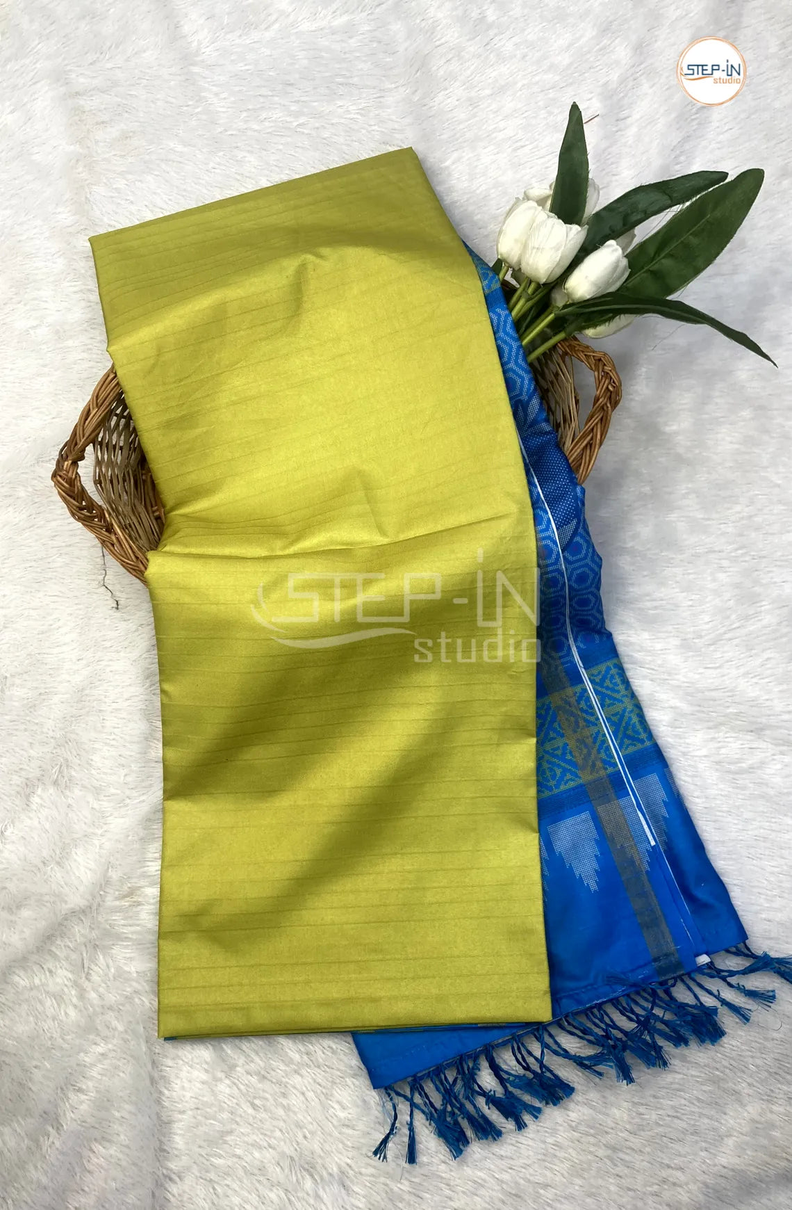 Semi Butter Silk Saree With Contrast Pallu & Border With Blouse - Lime Green & Sea Blue