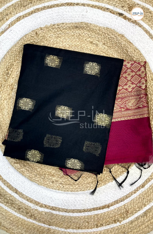 Silk Cotton Saree With Floral Body - Black with Pink